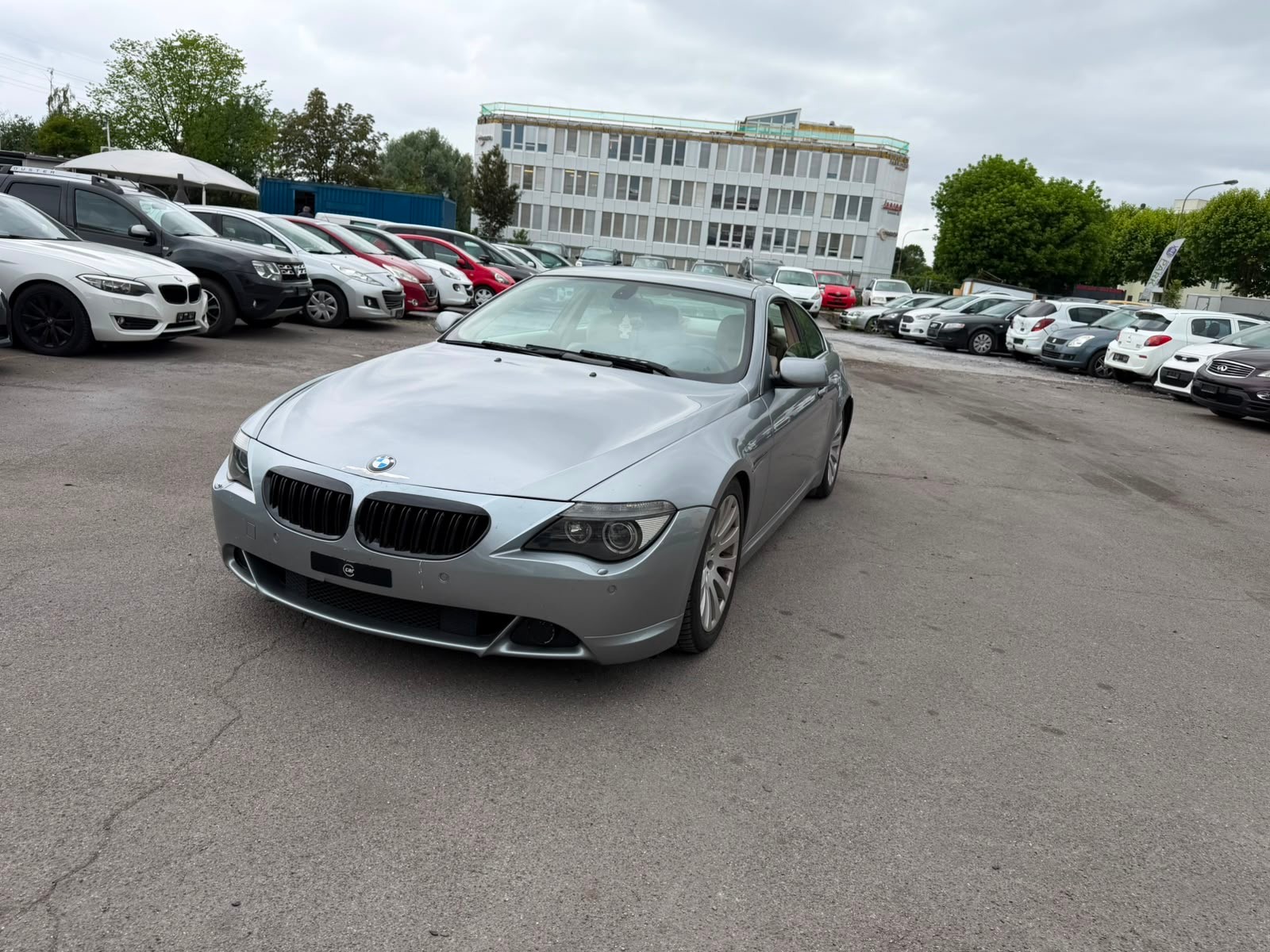 BMW 630i-image-2