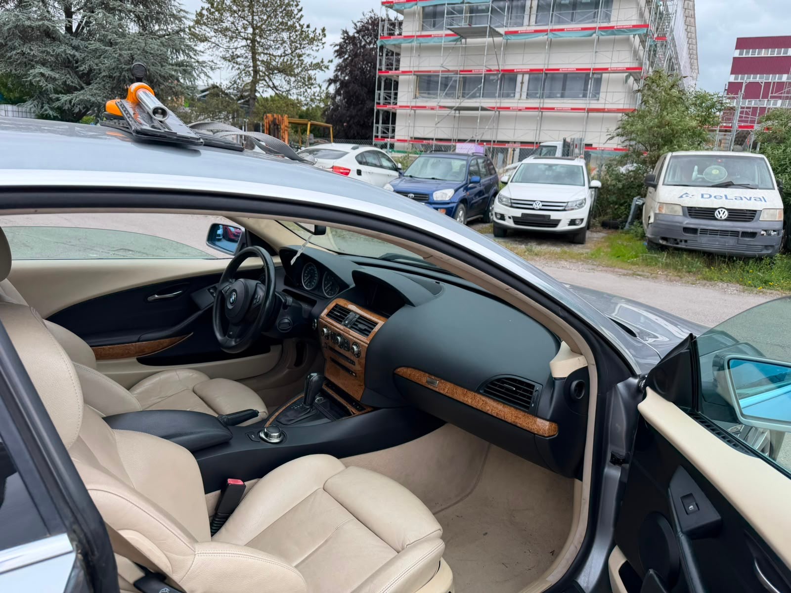 BMW 630i-image-9