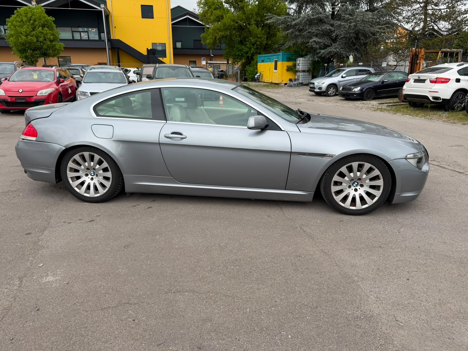 BMW 630i-image-3