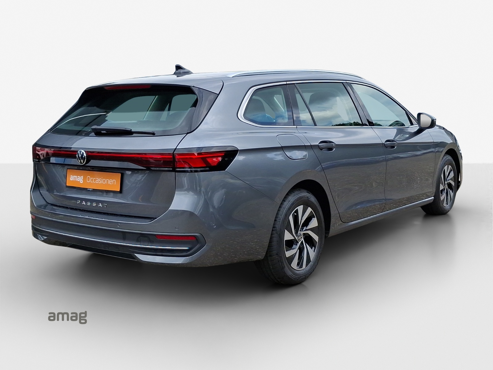 VW Passat Variant 2.0 TDI evo Business DSG-image-4