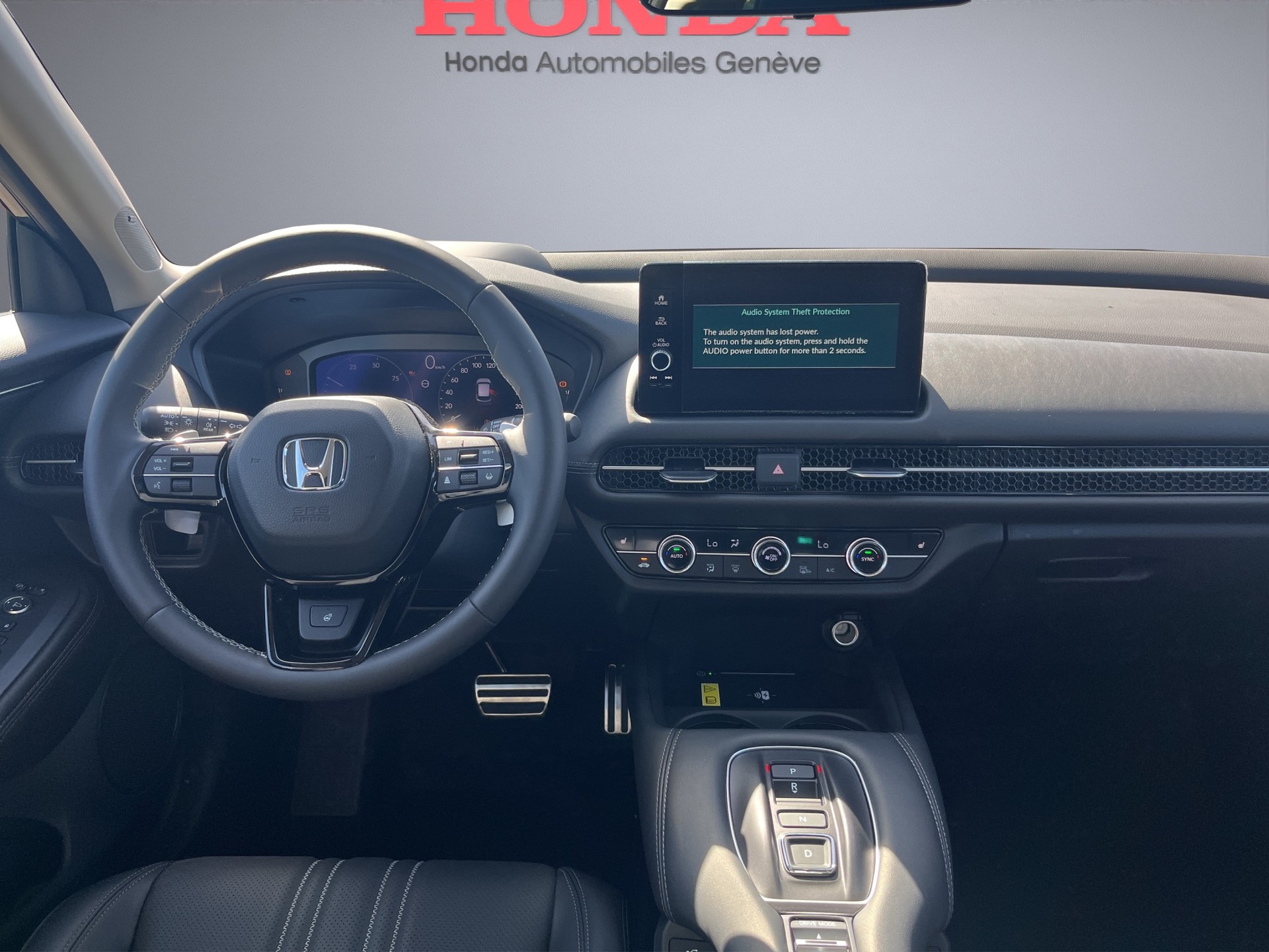 HONDA ZR-V 2.0 i-MMD Advance-image-8