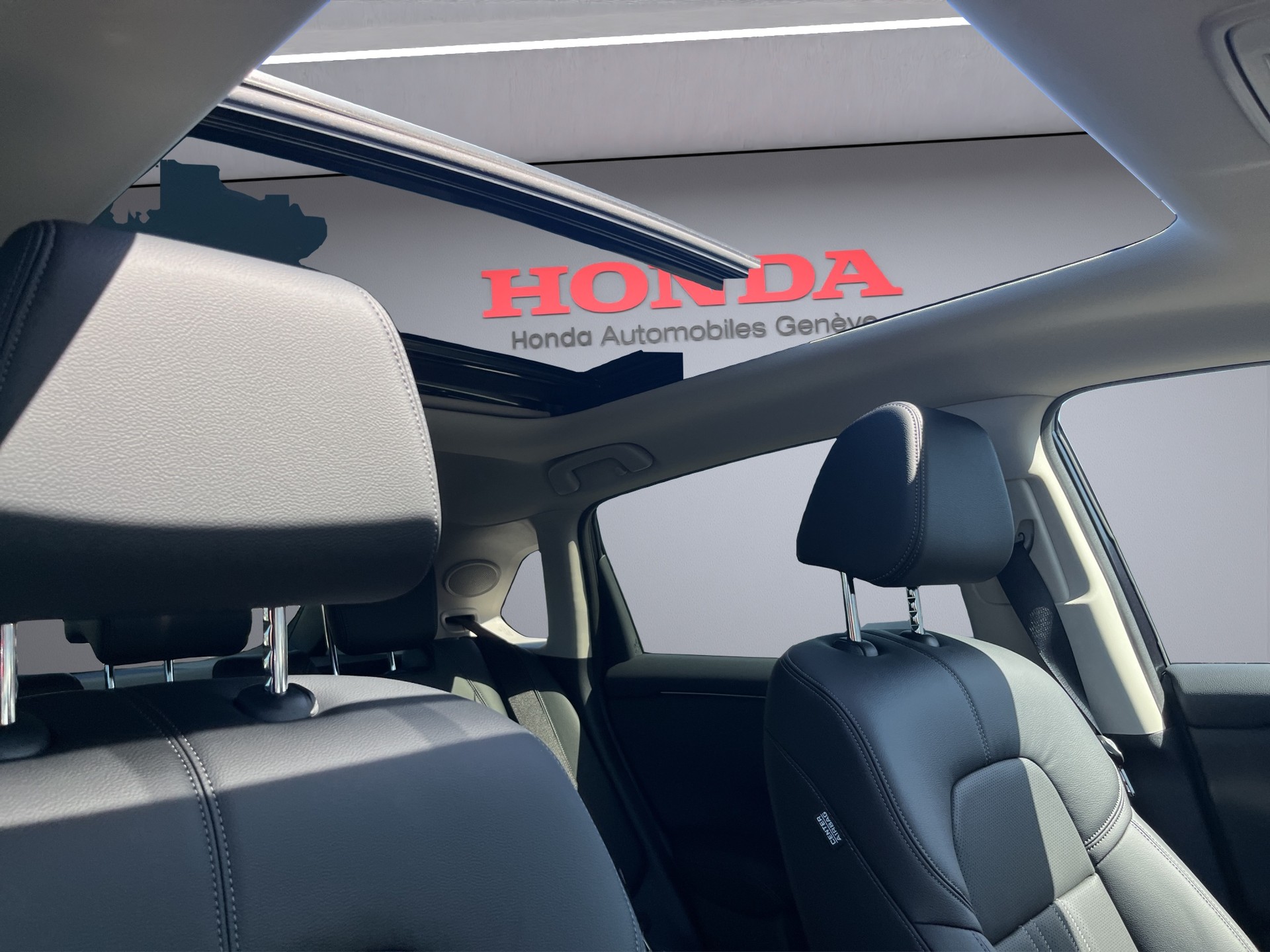 HONDA ZR-V 2.0 i-MMD Advance-image-17