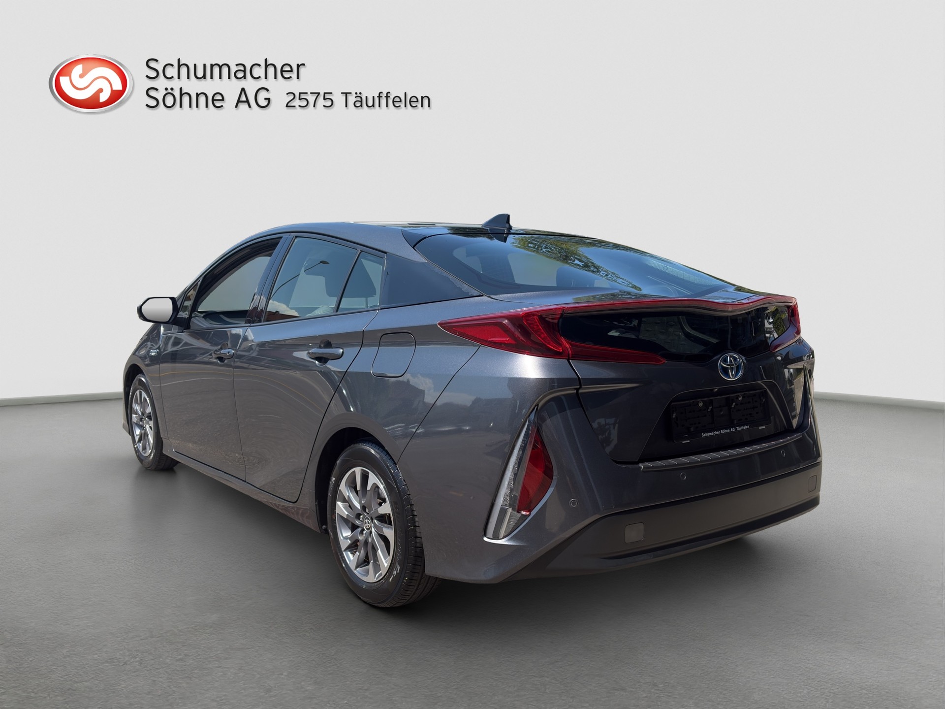 TOYOTA Prius 1.8 VVT-i Plug-in Hybrid Solar-image-4