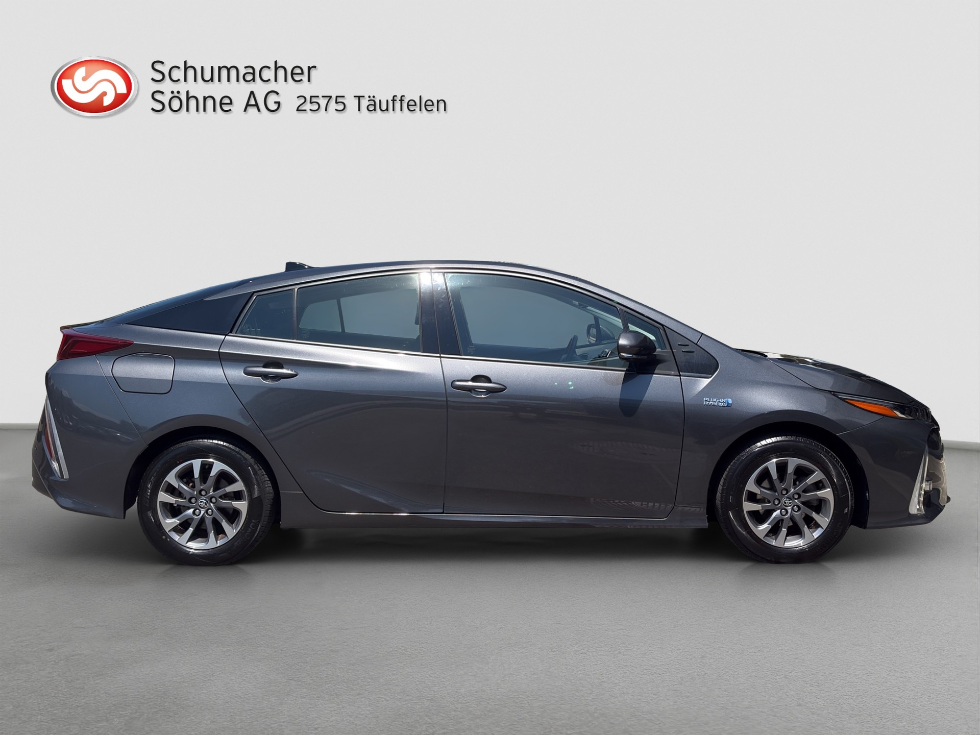 TOYOTA Prius 1.8 VVT-i Plug-in Hybrid Solar-image-3