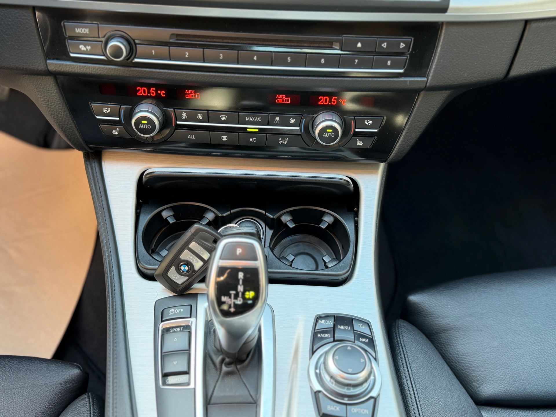 BMW 525d xDrive Touring Steptronic-image-14