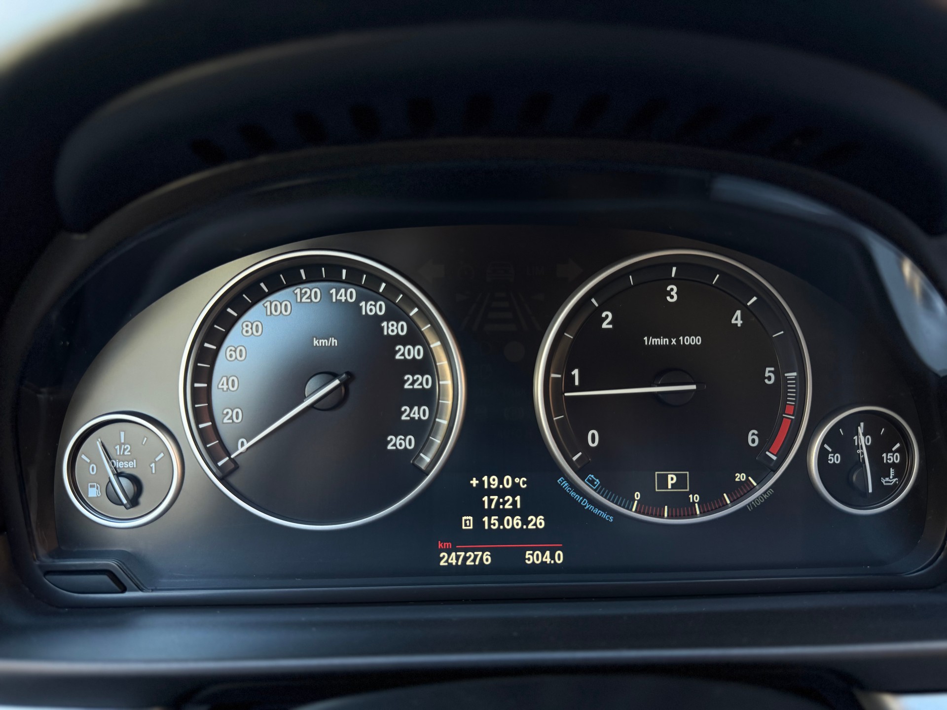 BMW 525d xDrive Touring Steptronic-image-27
