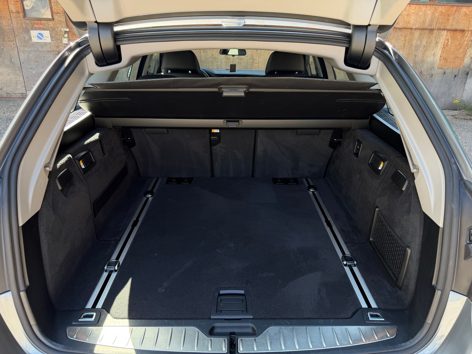 BMW 525d xDrive Touring Steptronic-image-10