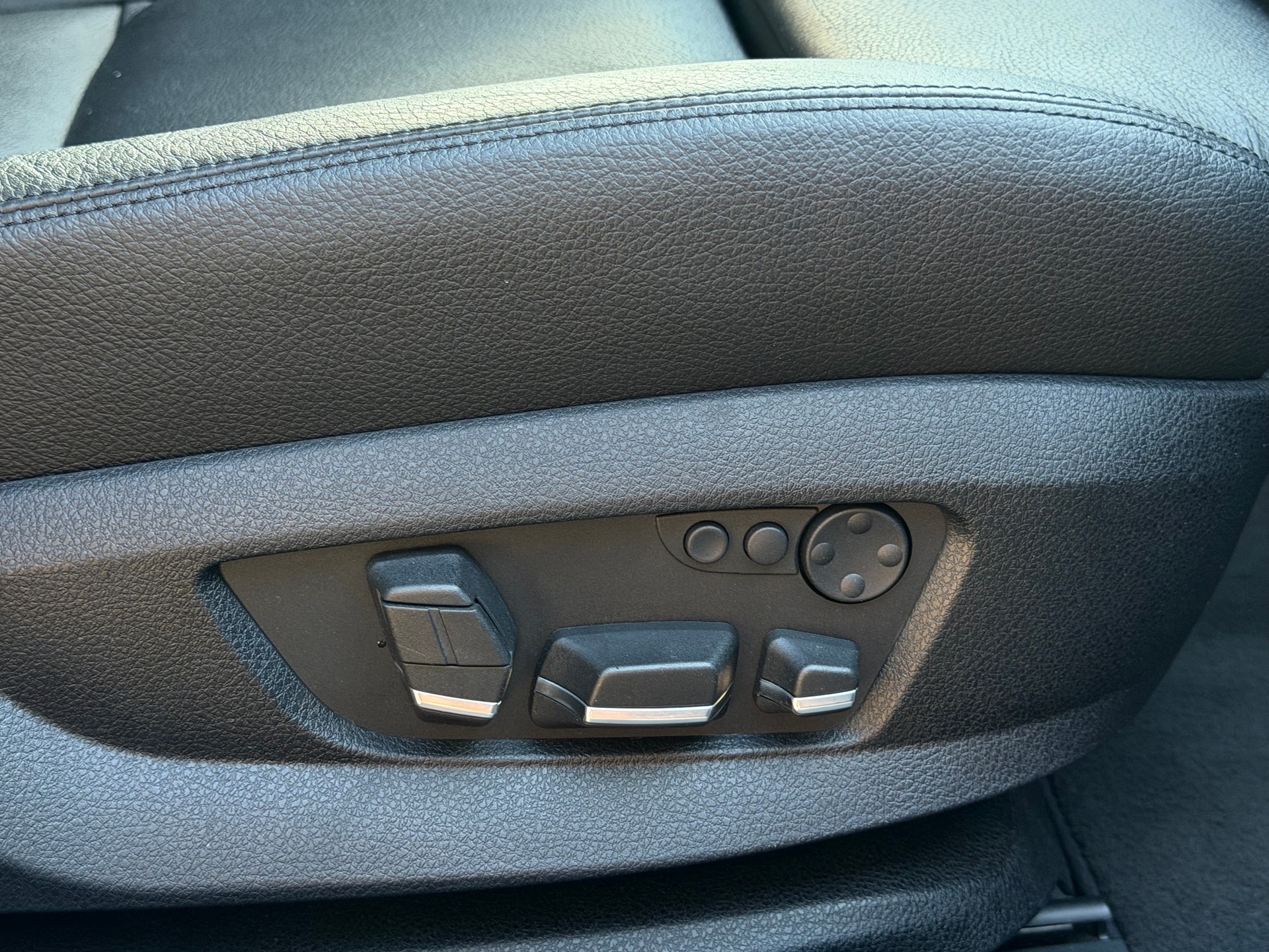 BMW 525d xDrive Touring Steptronic-image-26