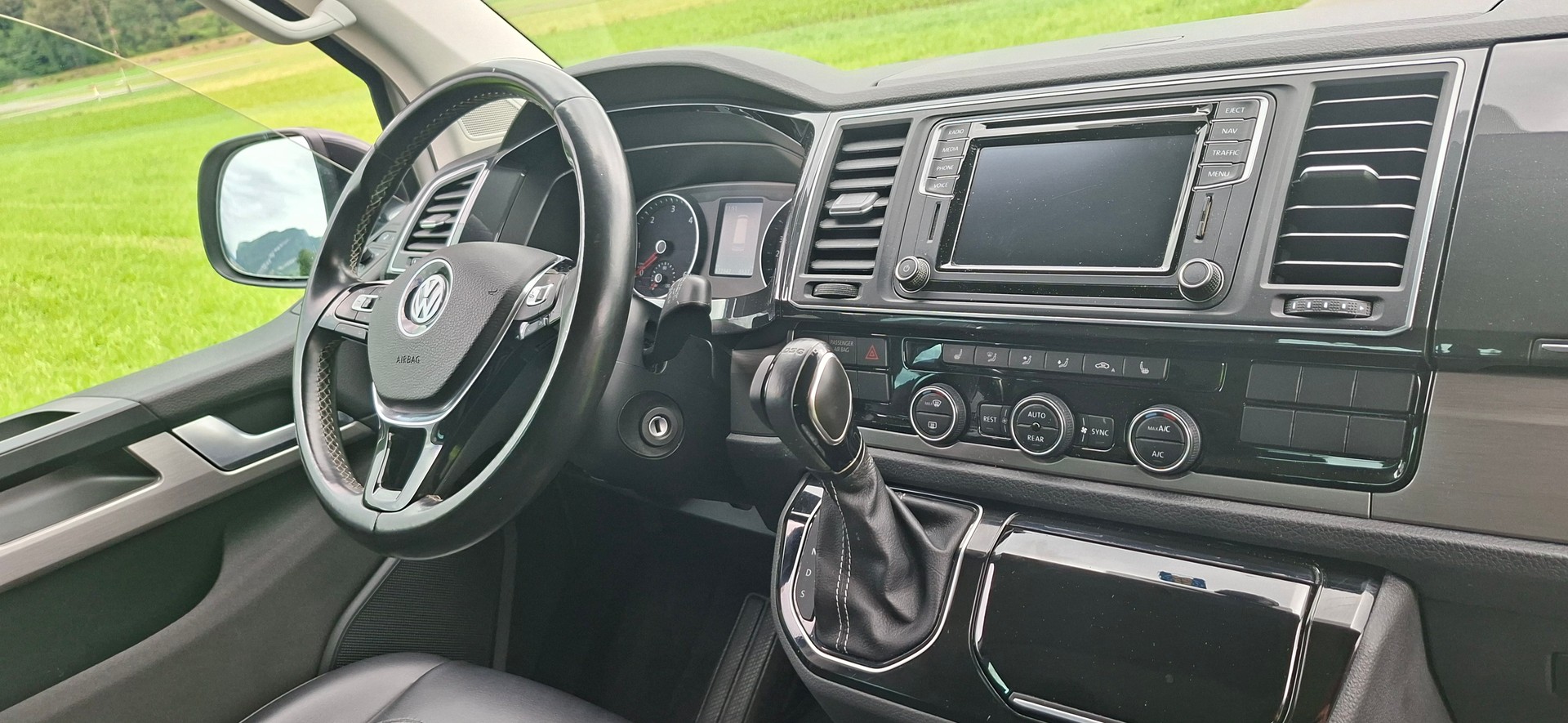 VW T6 Multivan 2.0 TDI Highline DSG-image-7