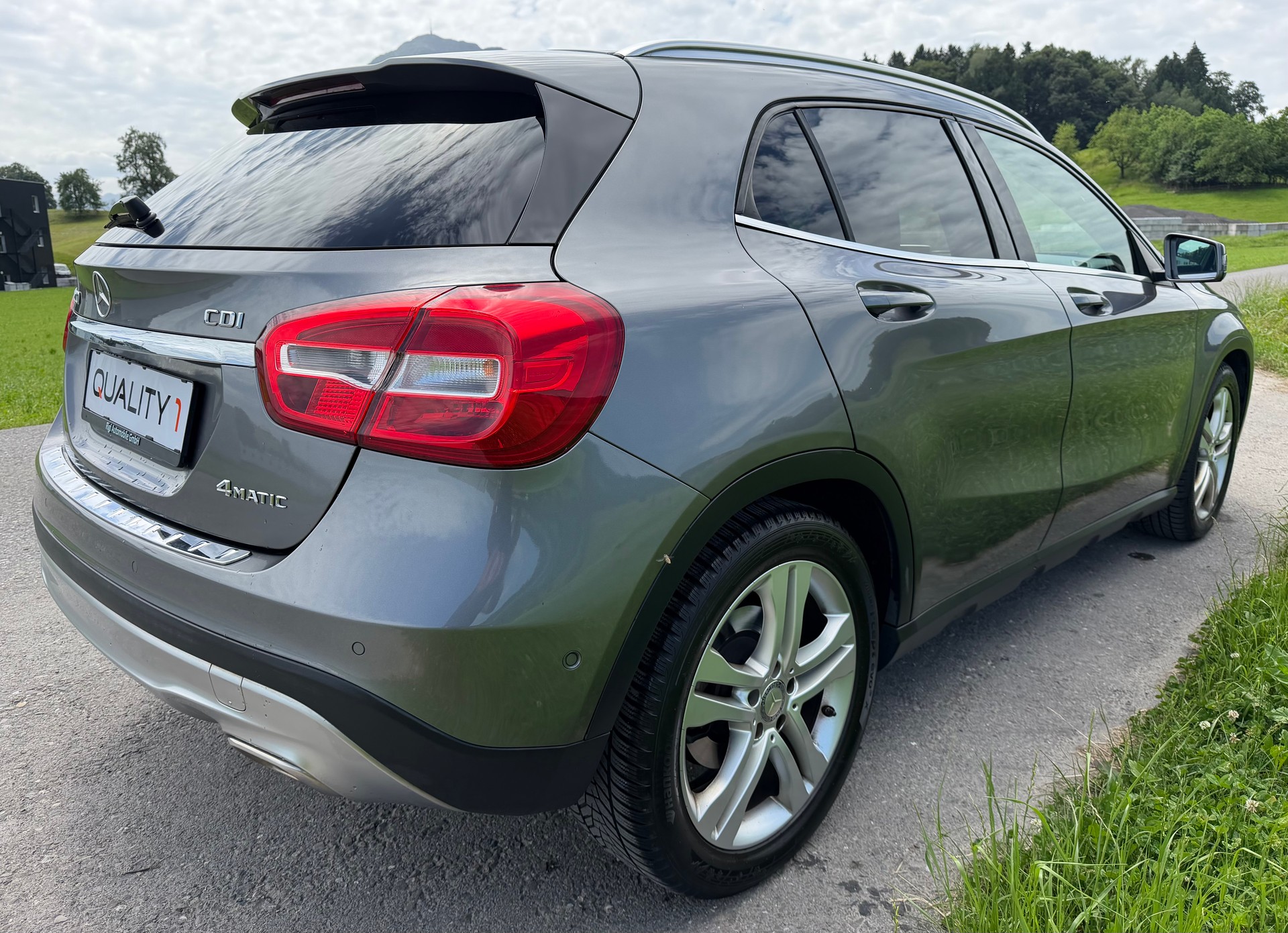MERCEDES-BENZ GLA 220 CDI Urban 4Matic 7G-DCT-image-5