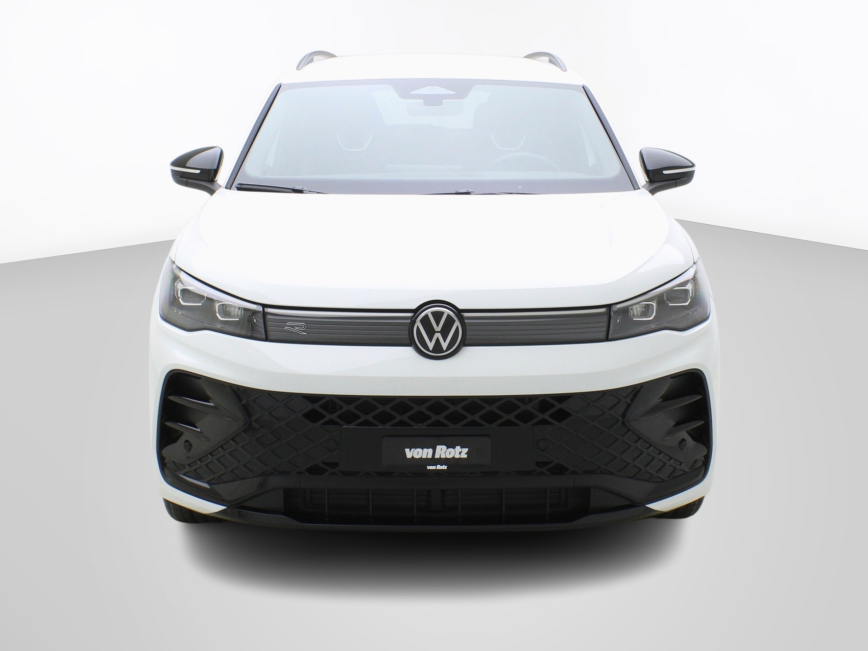 VW Tiguan 2.0 TSI DSG R-Line Black Style 4Motion-image-5