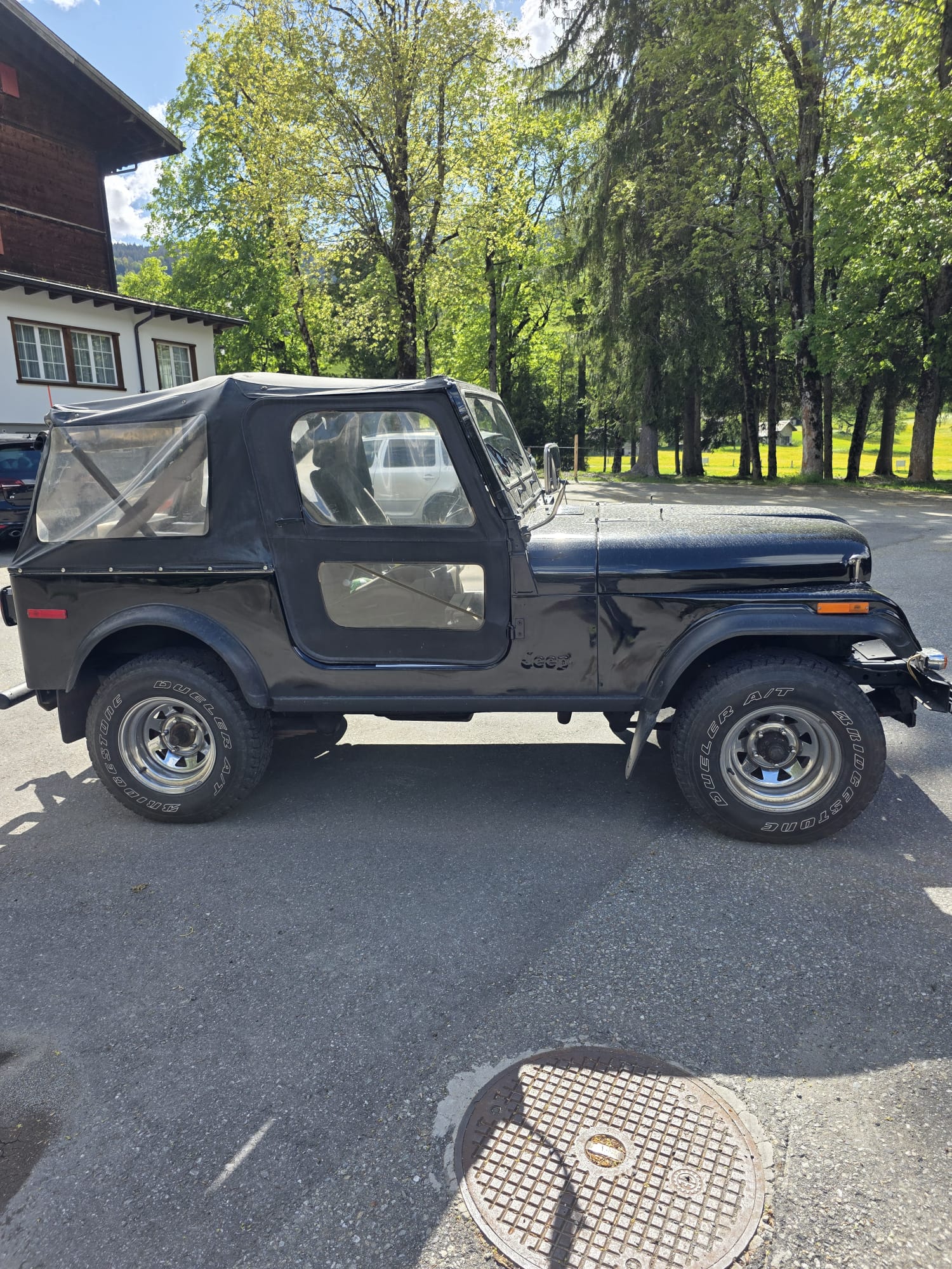 JEEP CJ-7 V8-image-1