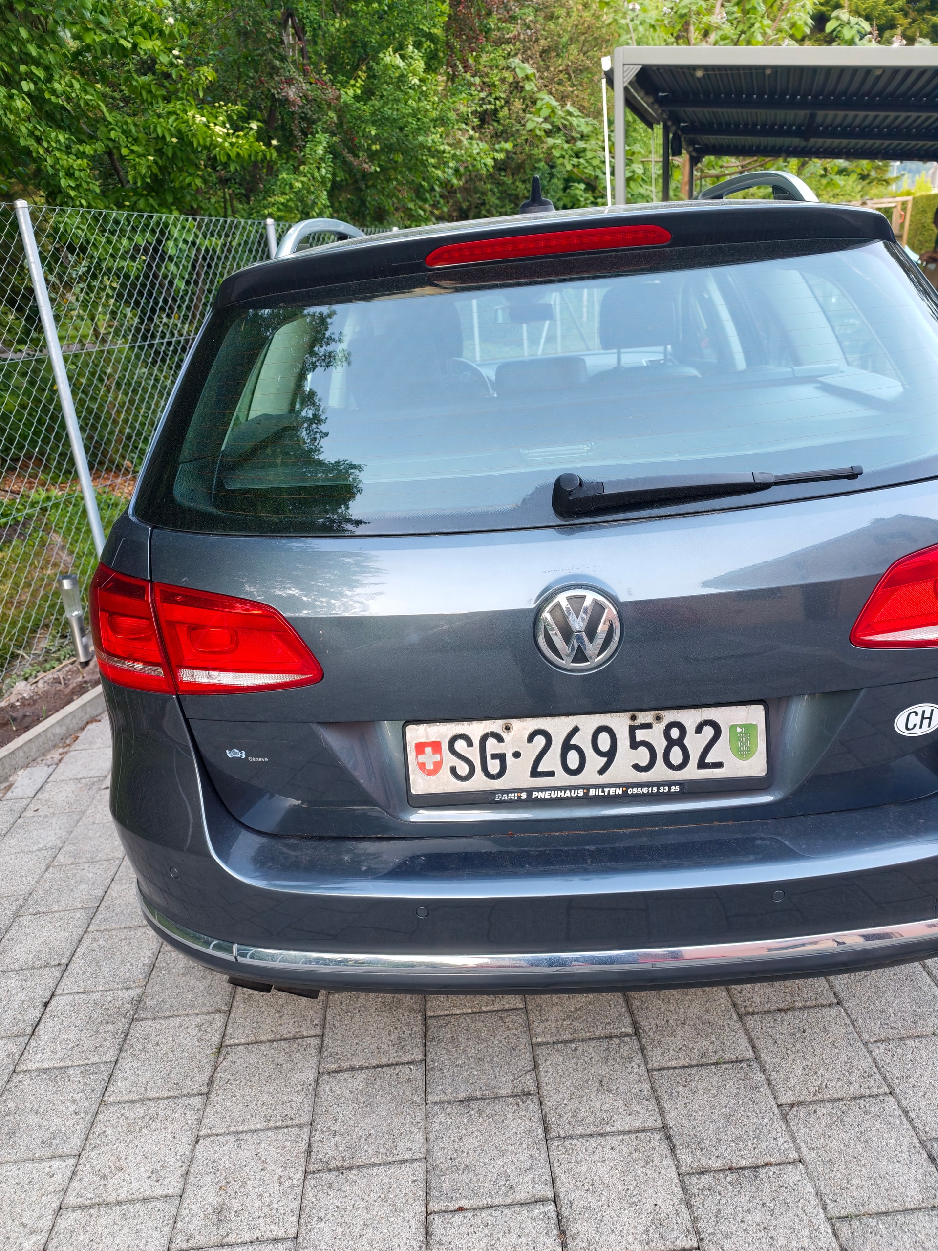 VW 2.0 TDI 140 BlueMT Highline-image-3