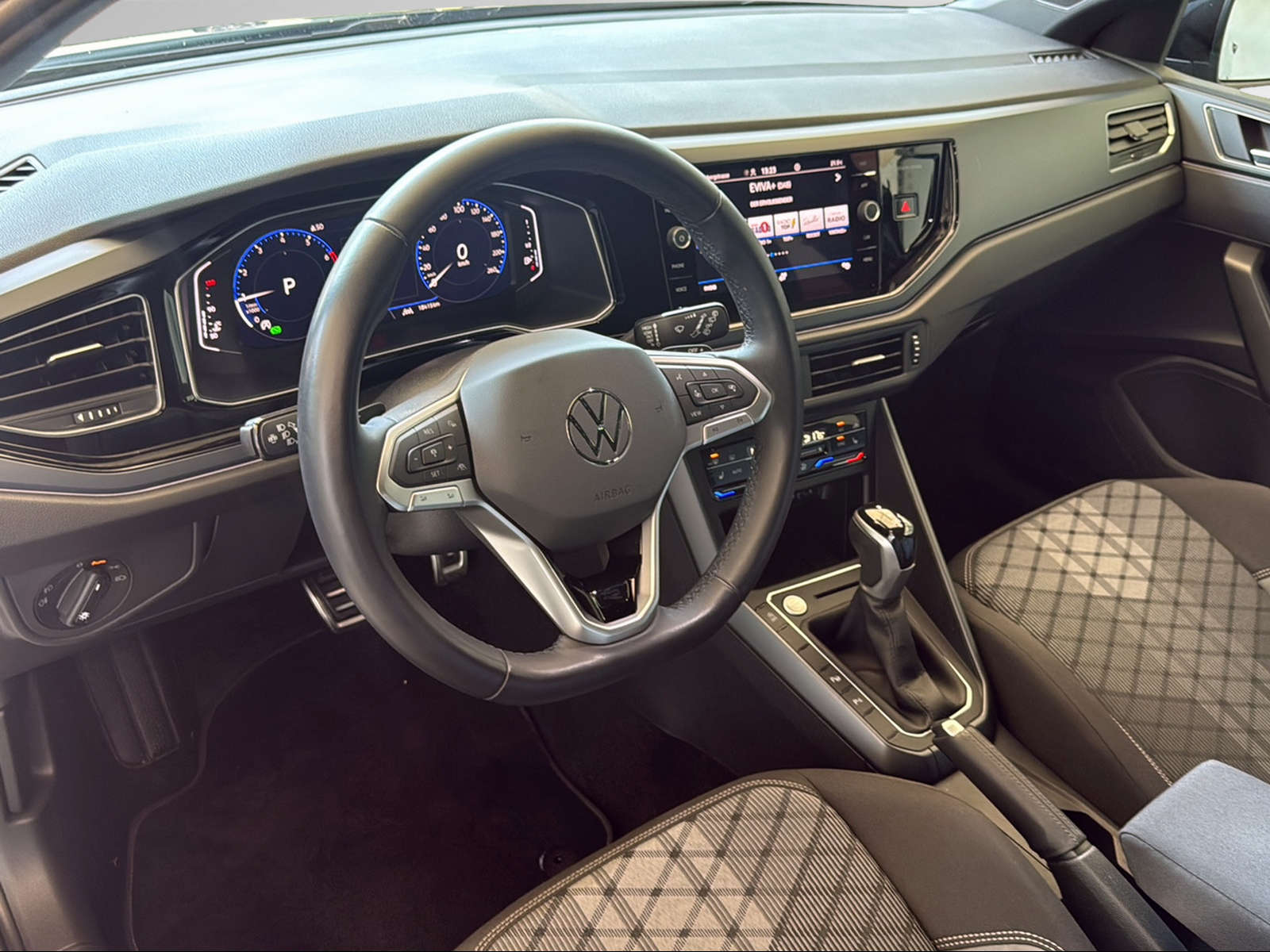 VW Polo 1.0 TSI R-Line DSG-image-13