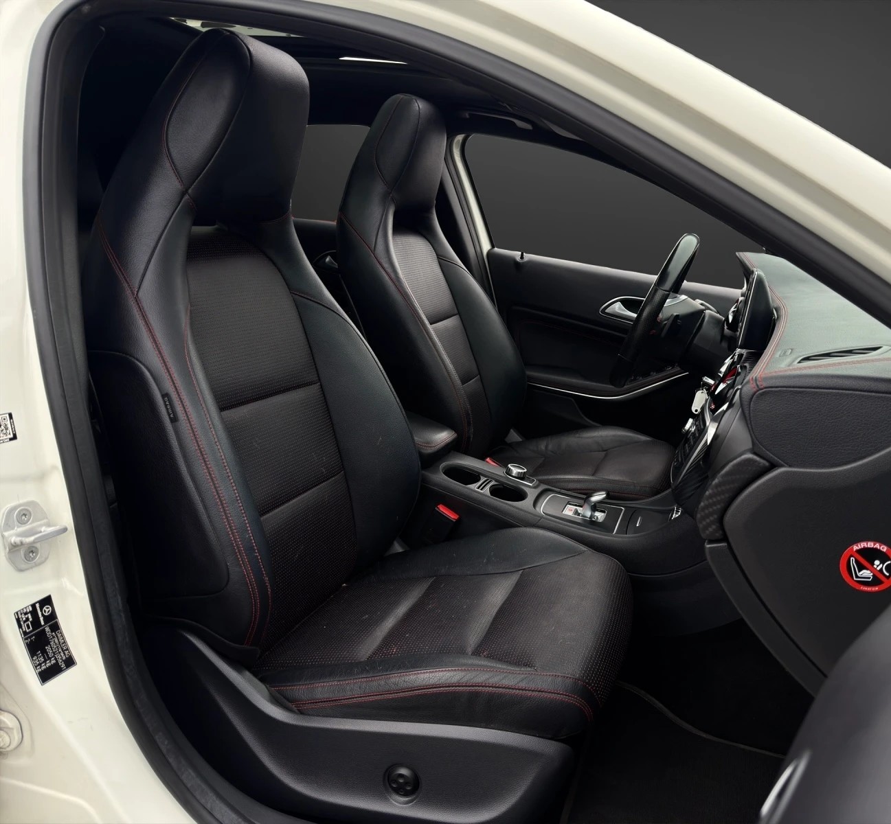 MERCEDES-BENZ A 45 AMG 4Matic Speedshift 7G-DCT * Perlmuttweiss *-image-8