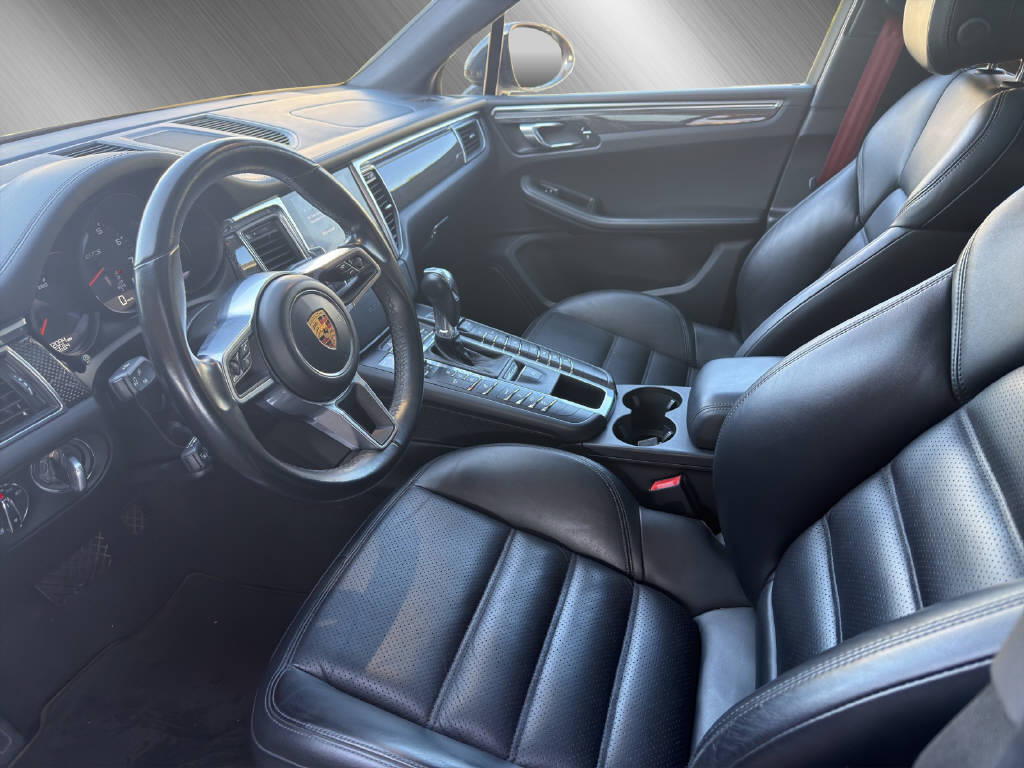 PORSCHE Macan 3.0 V6 GTS **CH Fahrzeug**-image-14