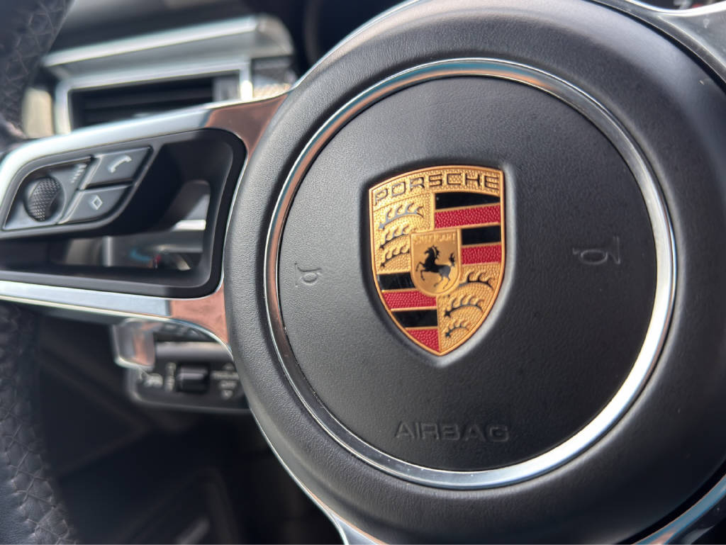 PORSCHE Macan 3.0 V6 GTS **CH Fahrzeug**-image-26