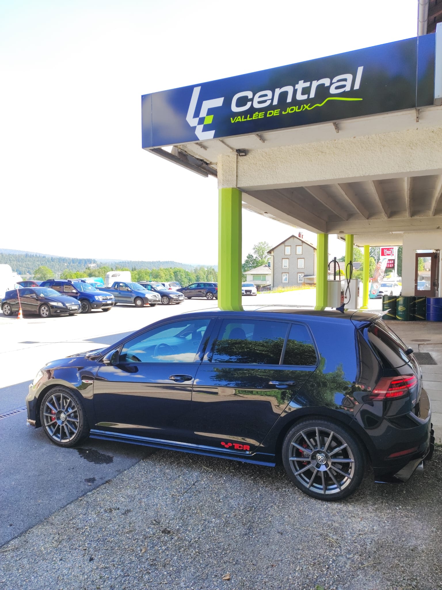 VW Golf 2.0 TSI GTI TCR DSG-image-1