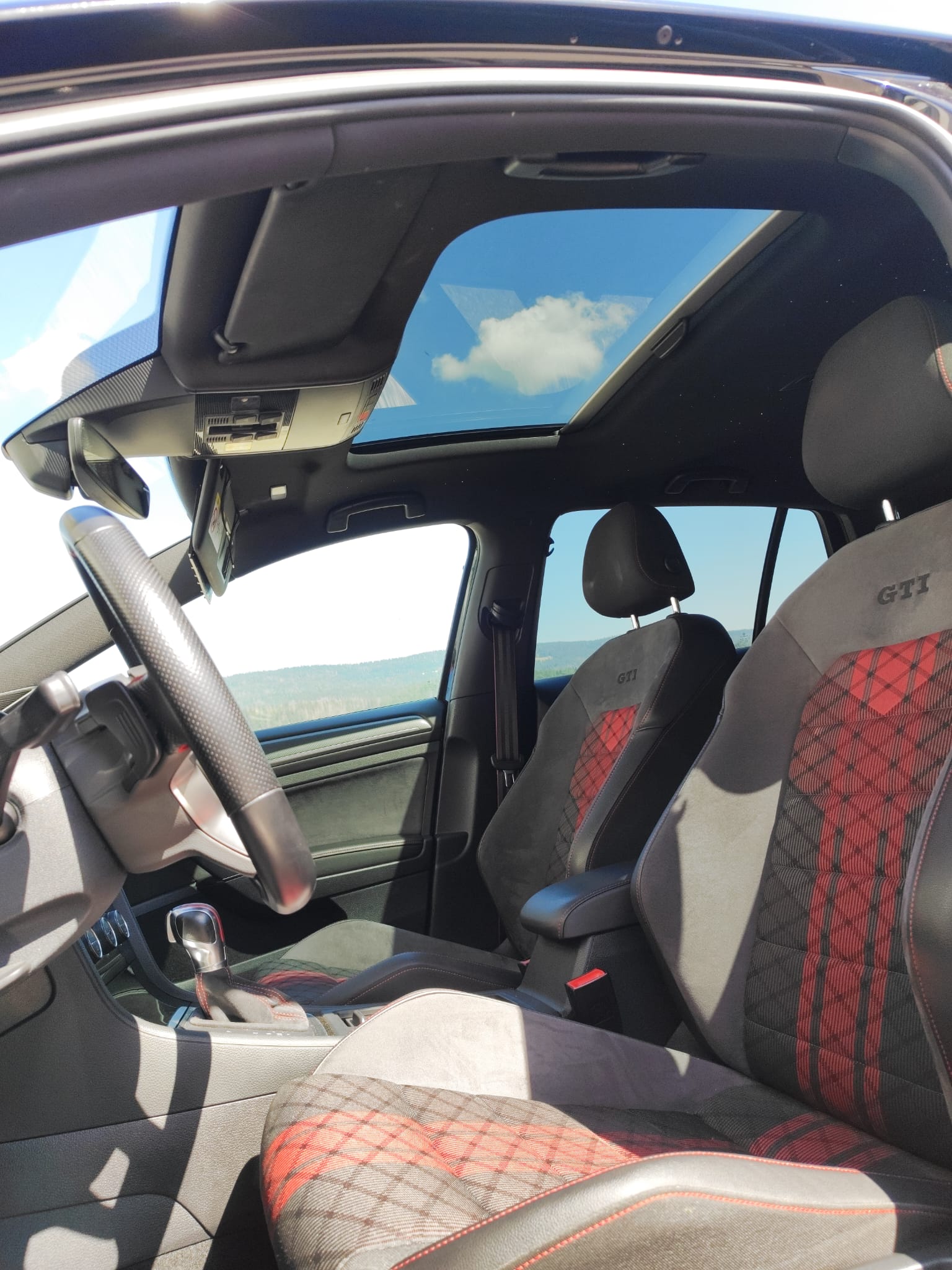 VW Golf 2.0 TSI GTI TCR DSG-image-6