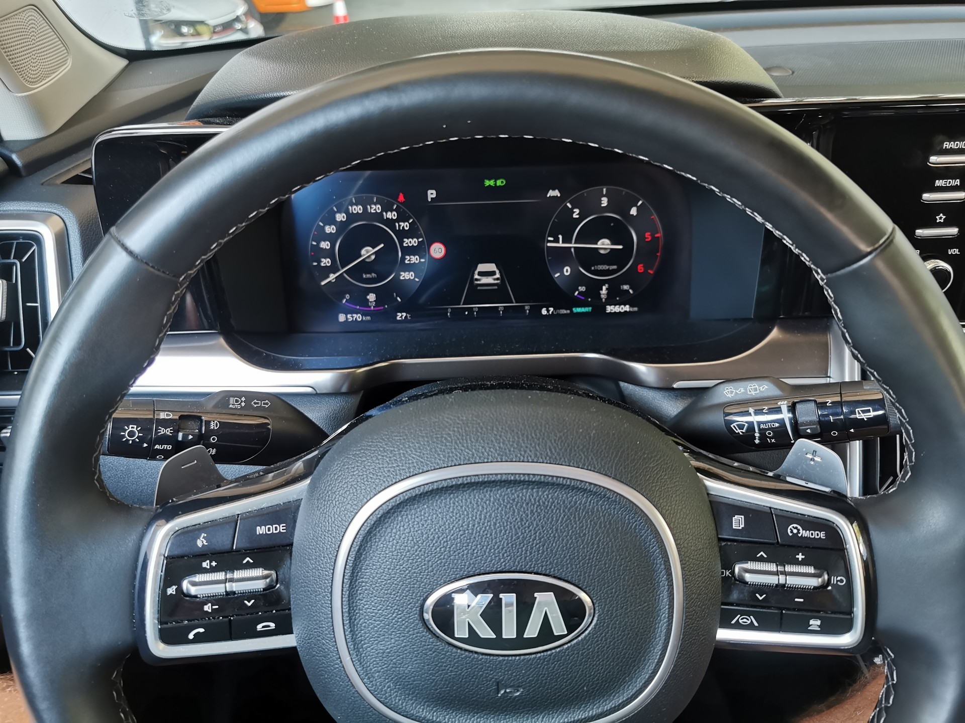 KIA Sorento 2.2 CRDI DCT Sorento-image-7