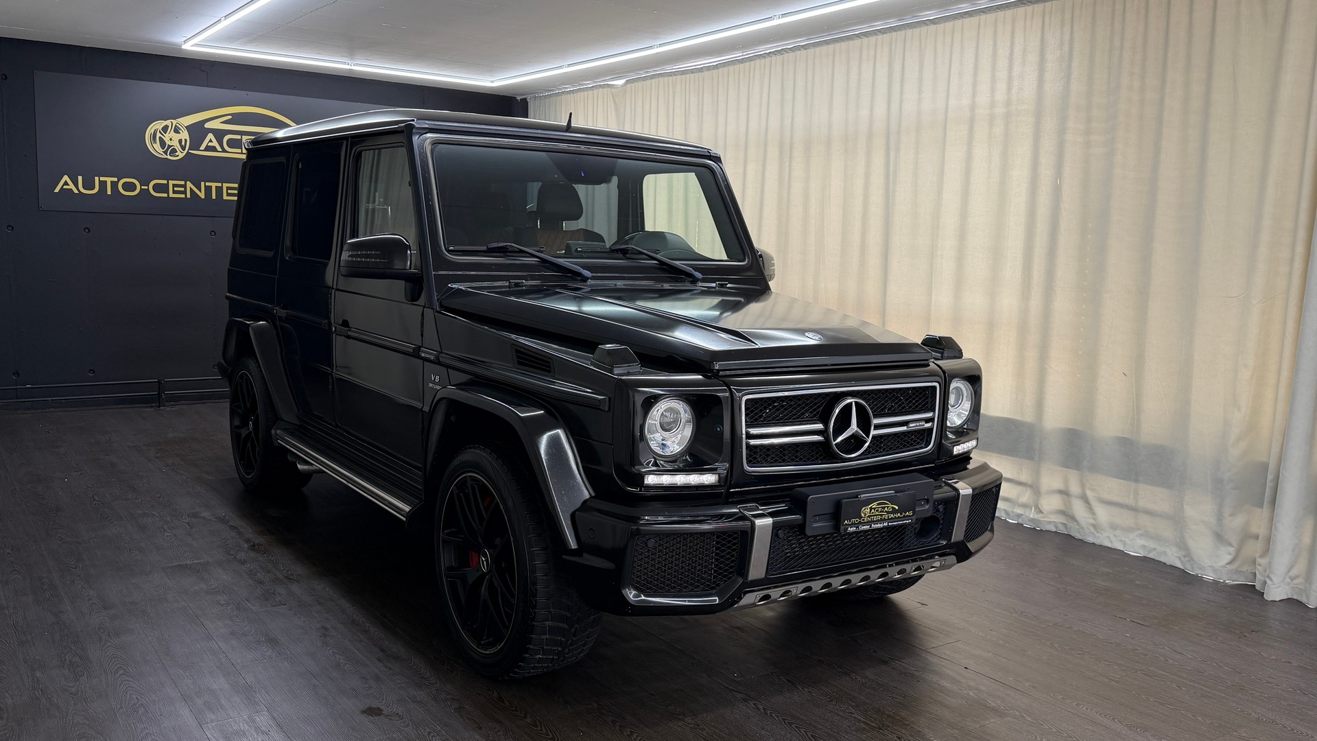 MERCEDES-BENZ G 63 AMG Edition 463 Speedshift Plus 7G-Tronic-showroom-element-2