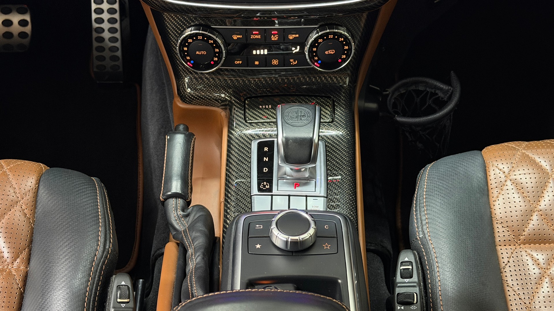 MERCEDES-BENZ G 63 AMG Edition 463 Speedshift Plus 7G-Tronic-image-12