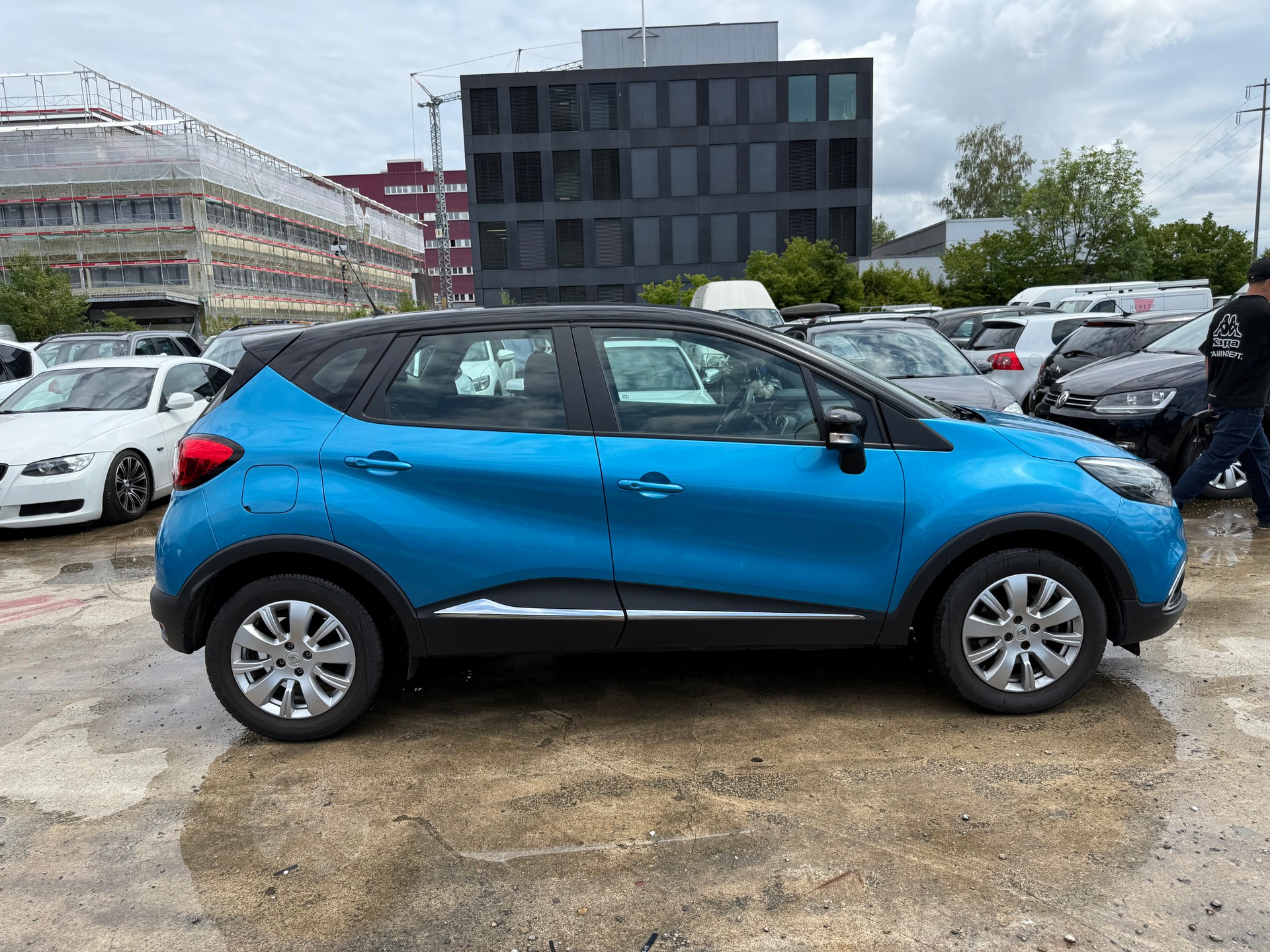 RENAULT Captur 1.2 T 16V Privilège EDC-image-6