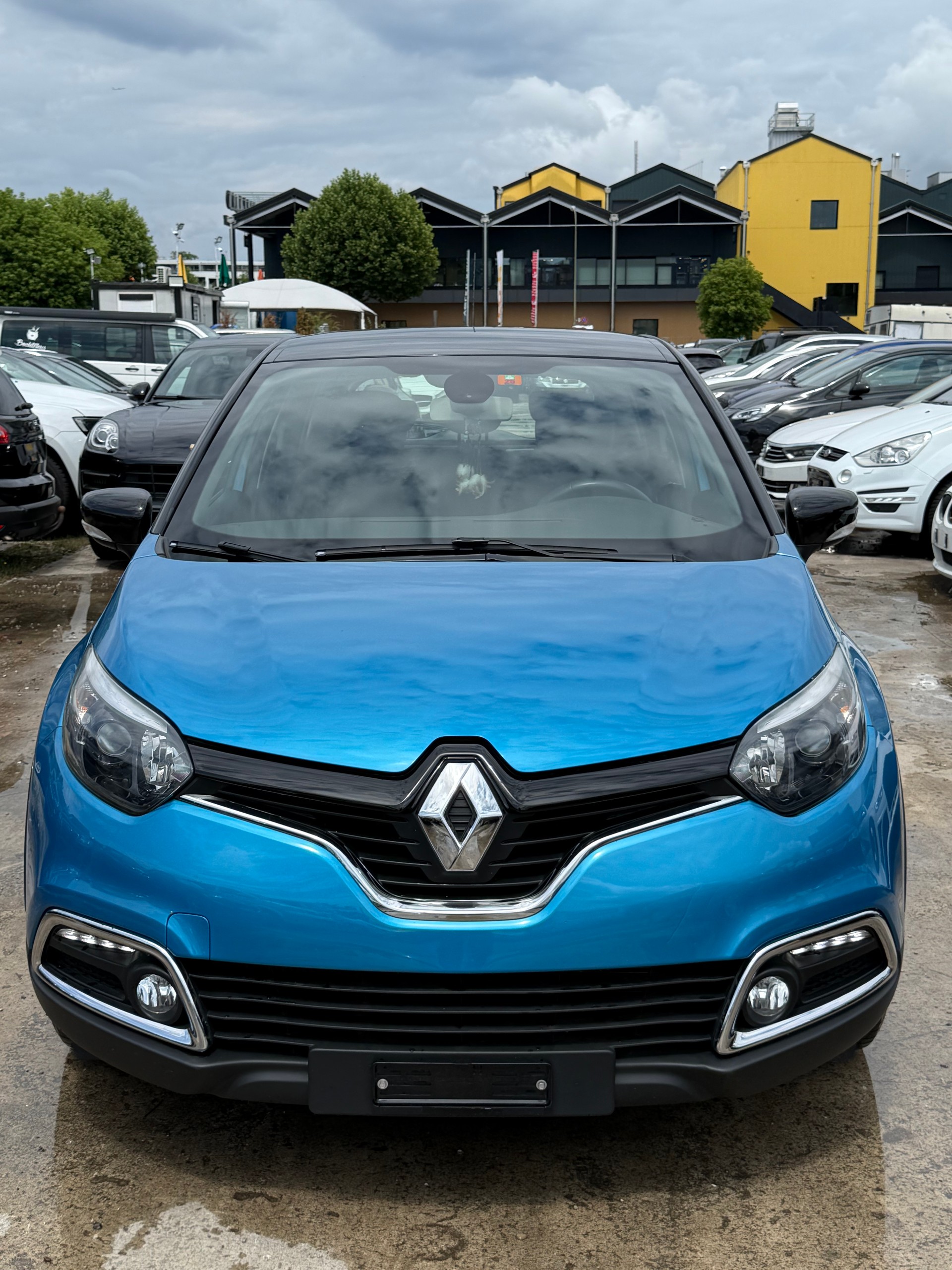 RENAULT Captur 1.2 T 16V Privilège EDC-image-0
