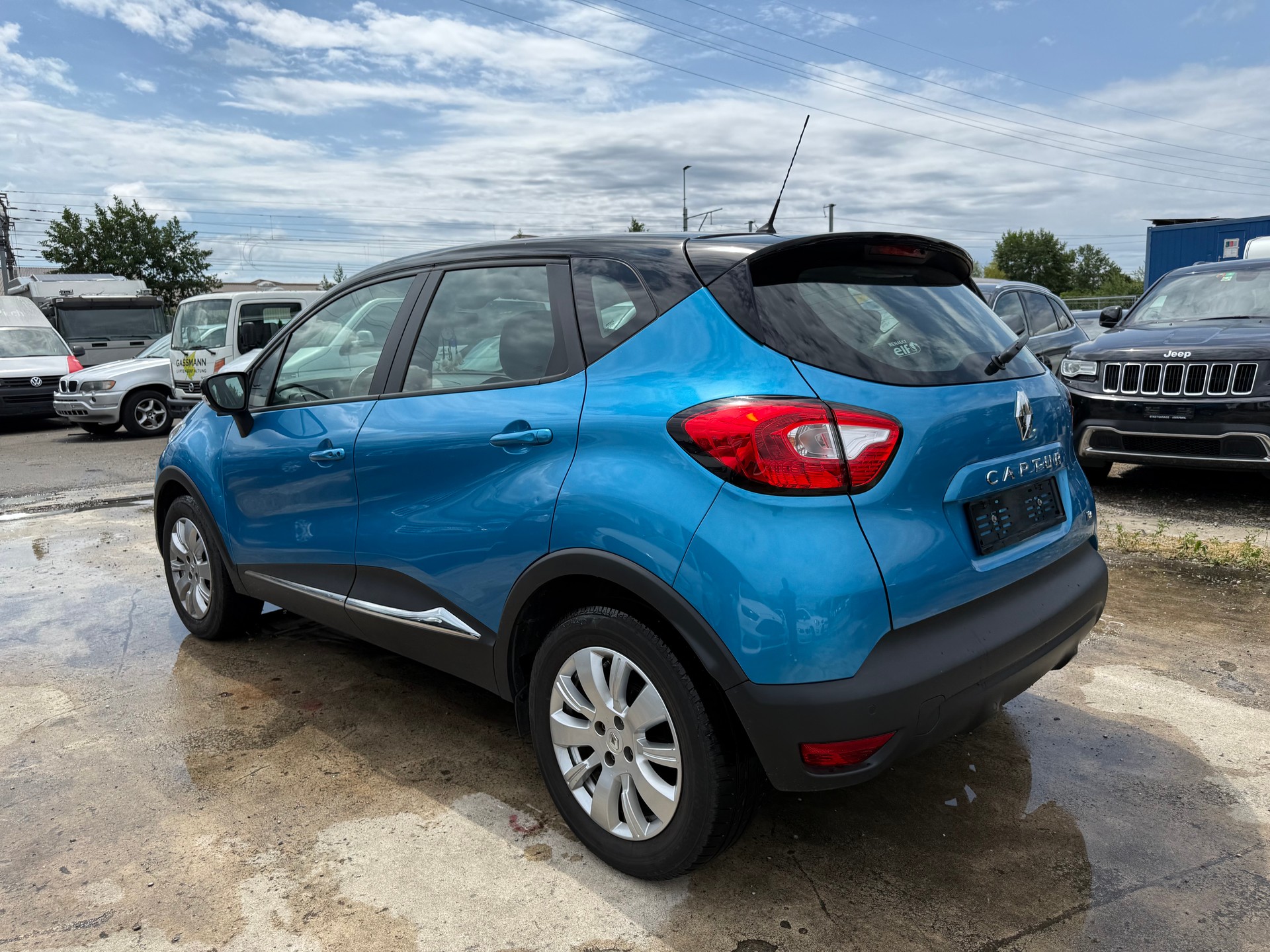 RENAULT Captur 1.2 T 16V Privilège EDC-image-3