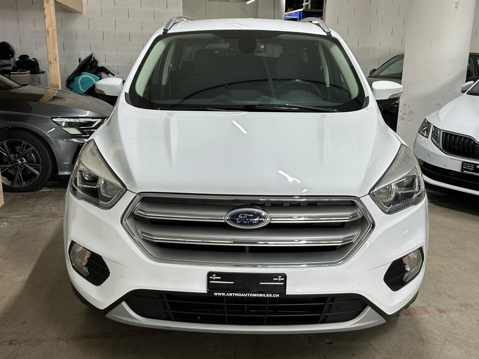 FORD Kuga 2.0 TDCi Trend 2WD PowerShift-image-2