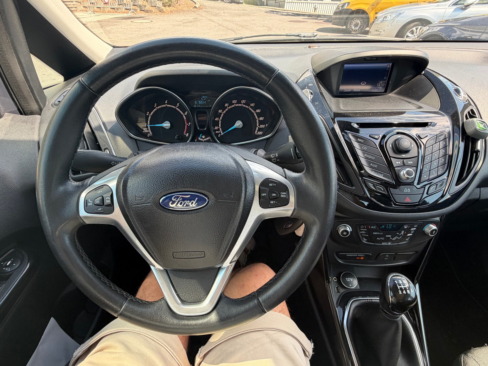 FORD B-Max 1.0 SCTi TitaniumX-image-1