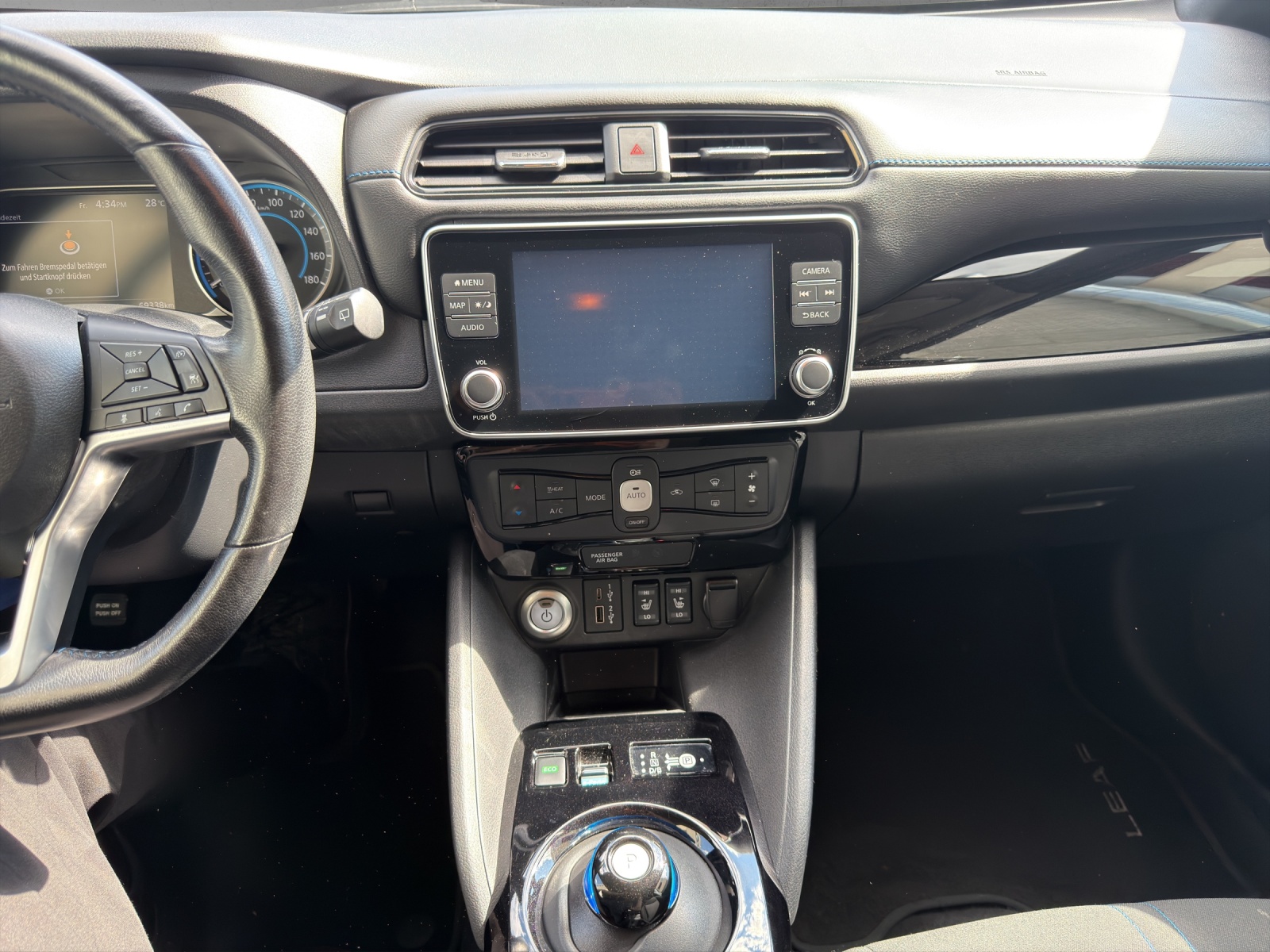 NISSAN Leaf N-Connecta (incl. battery)-image-8