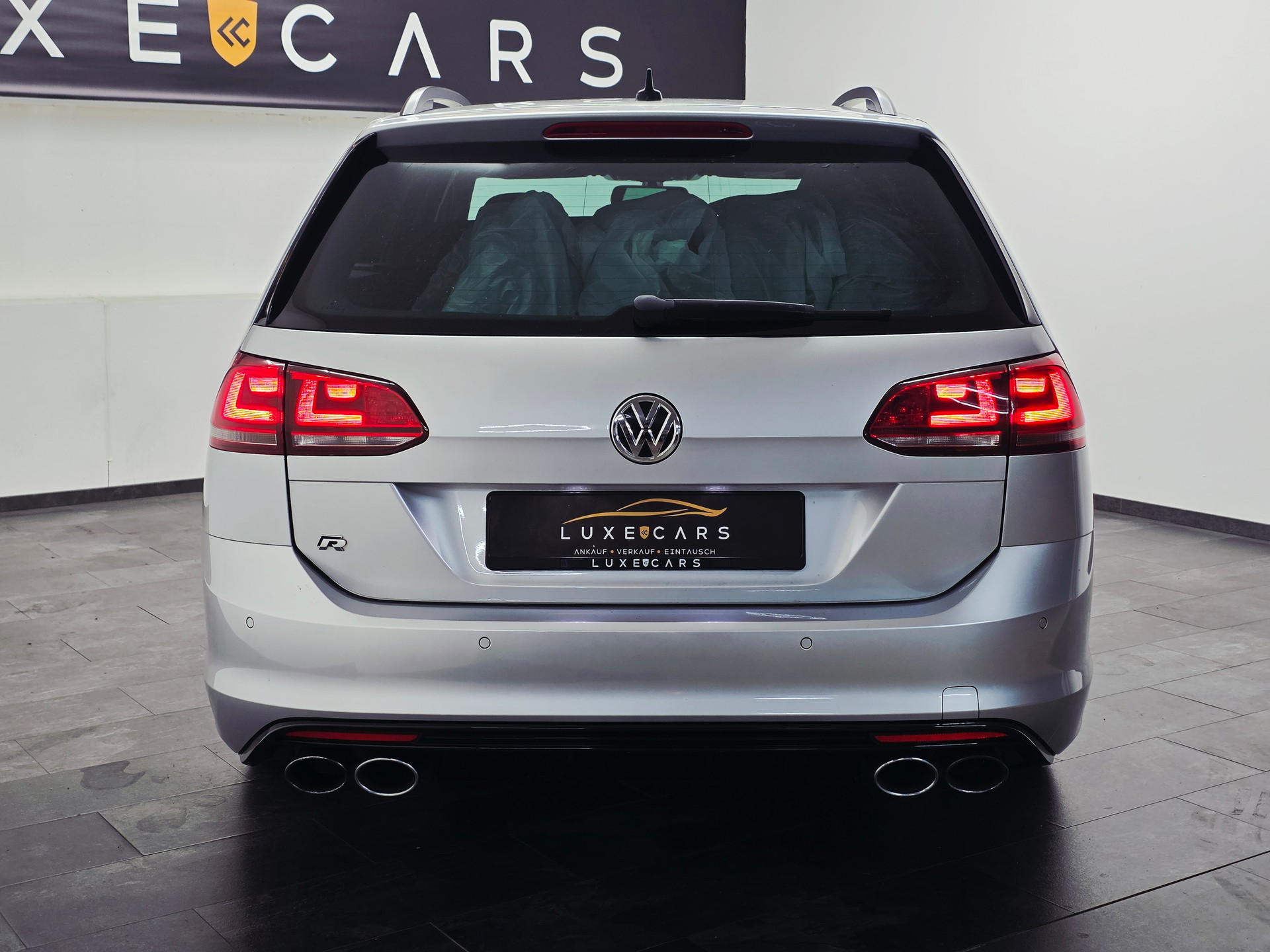VW GOLF Variant 2.0 TSI R 4 MOTION DSG 301 PS*1. HAND*FRISCH MFK/SERVICE*8 FACH RÄDER MIT NEUEN CONTI REIFEN*-image-7