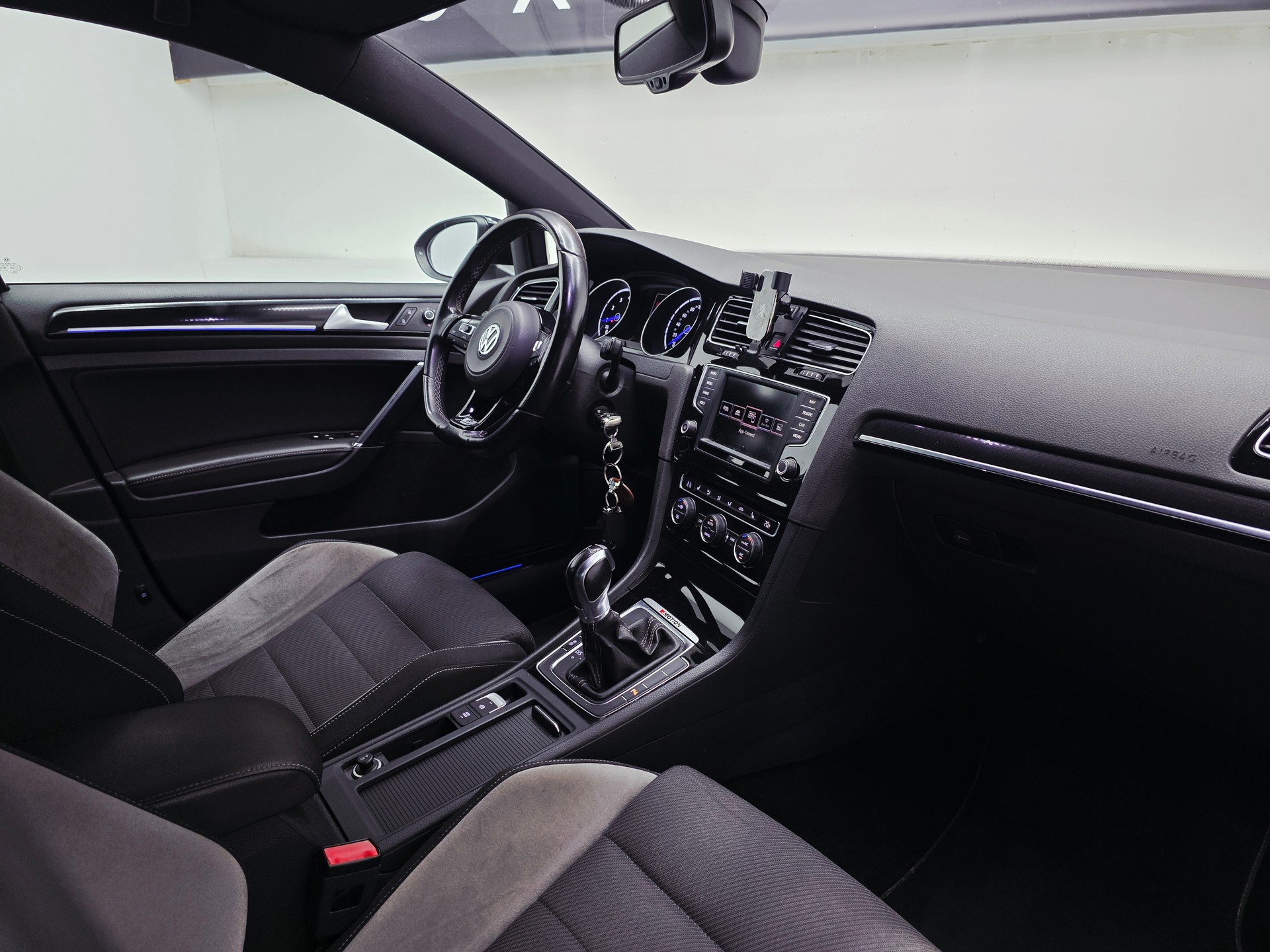 VW GOLF Variant 2.0 TSI R 4 MOTION DSG 301 PS*1. HAND*FRISCH MFK/SERVICE*8 FACH RÄDER MIT NEUEN CONTI REIFEN*-image-14
