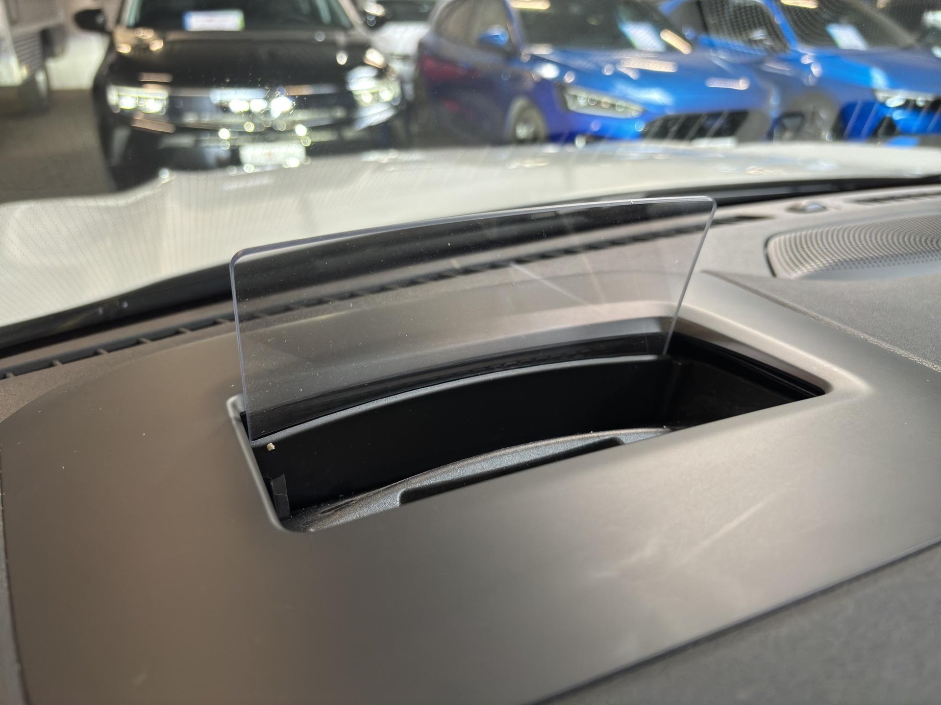 FORD Kuga 2.5 Hybrid ST-Line X 4x4-image-4