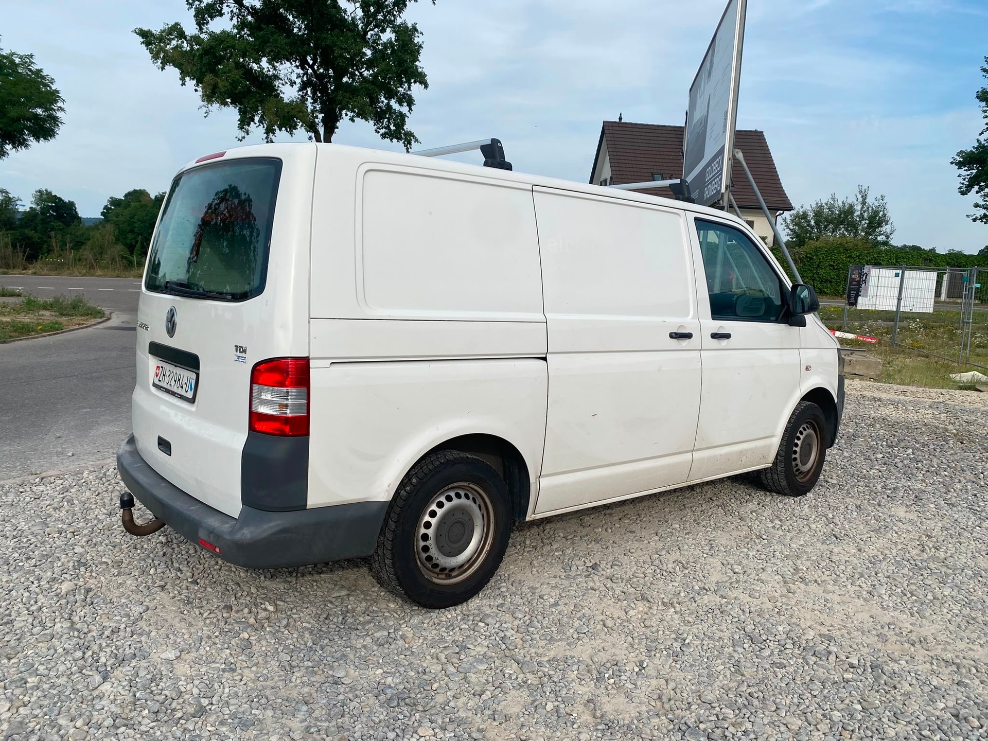 VW T5 2.0 TDI-image-5