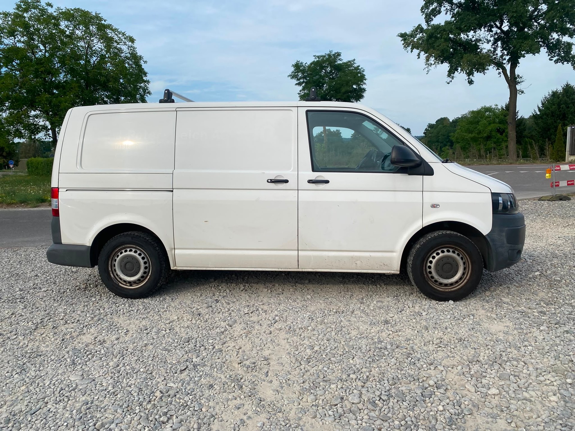 VW T5 2.0 TDI-image-3