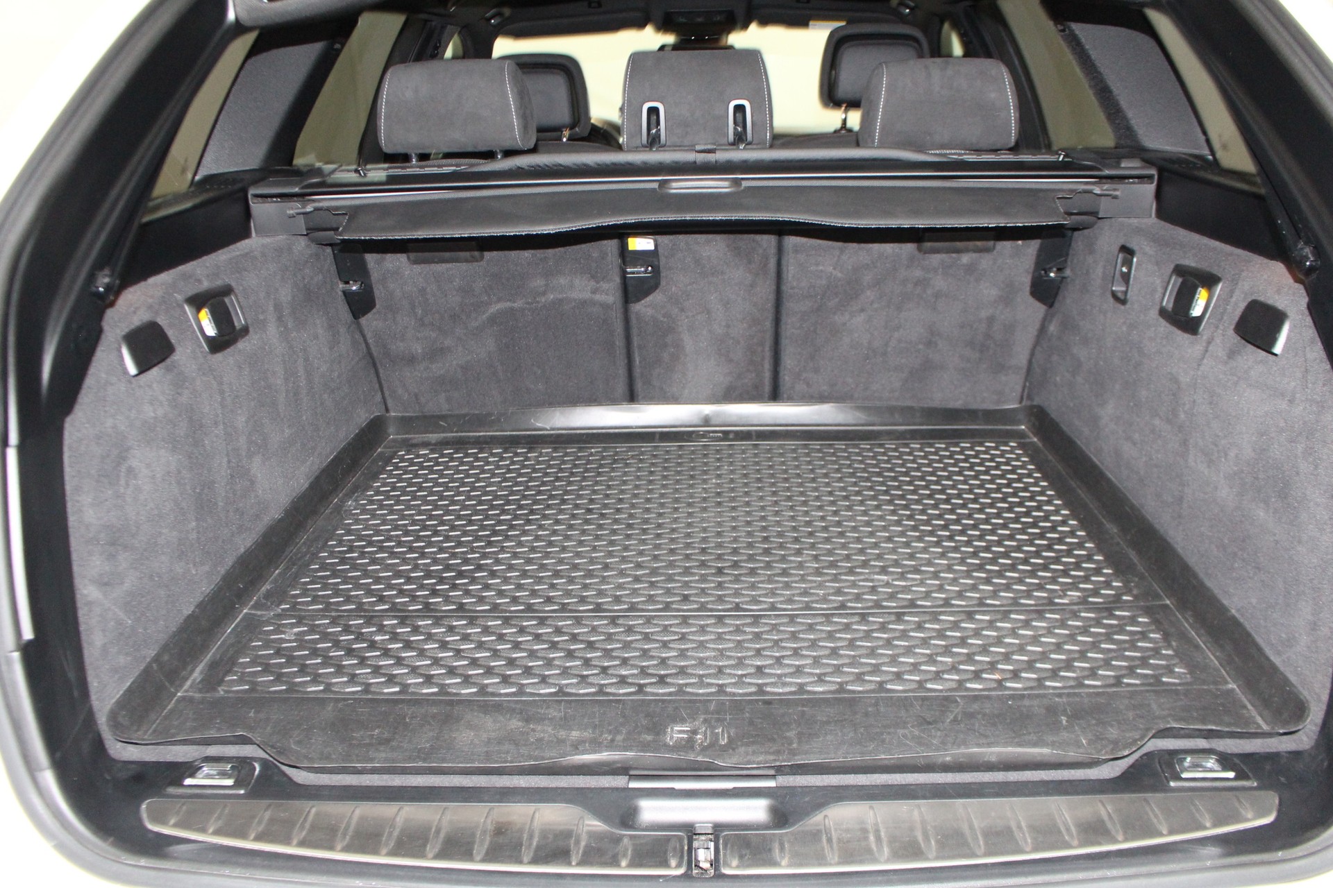 BMW 535d xDrive Touring-image-8