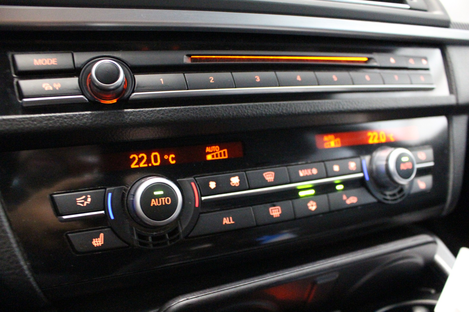 BMW 535d xDrive Touring-image-18
