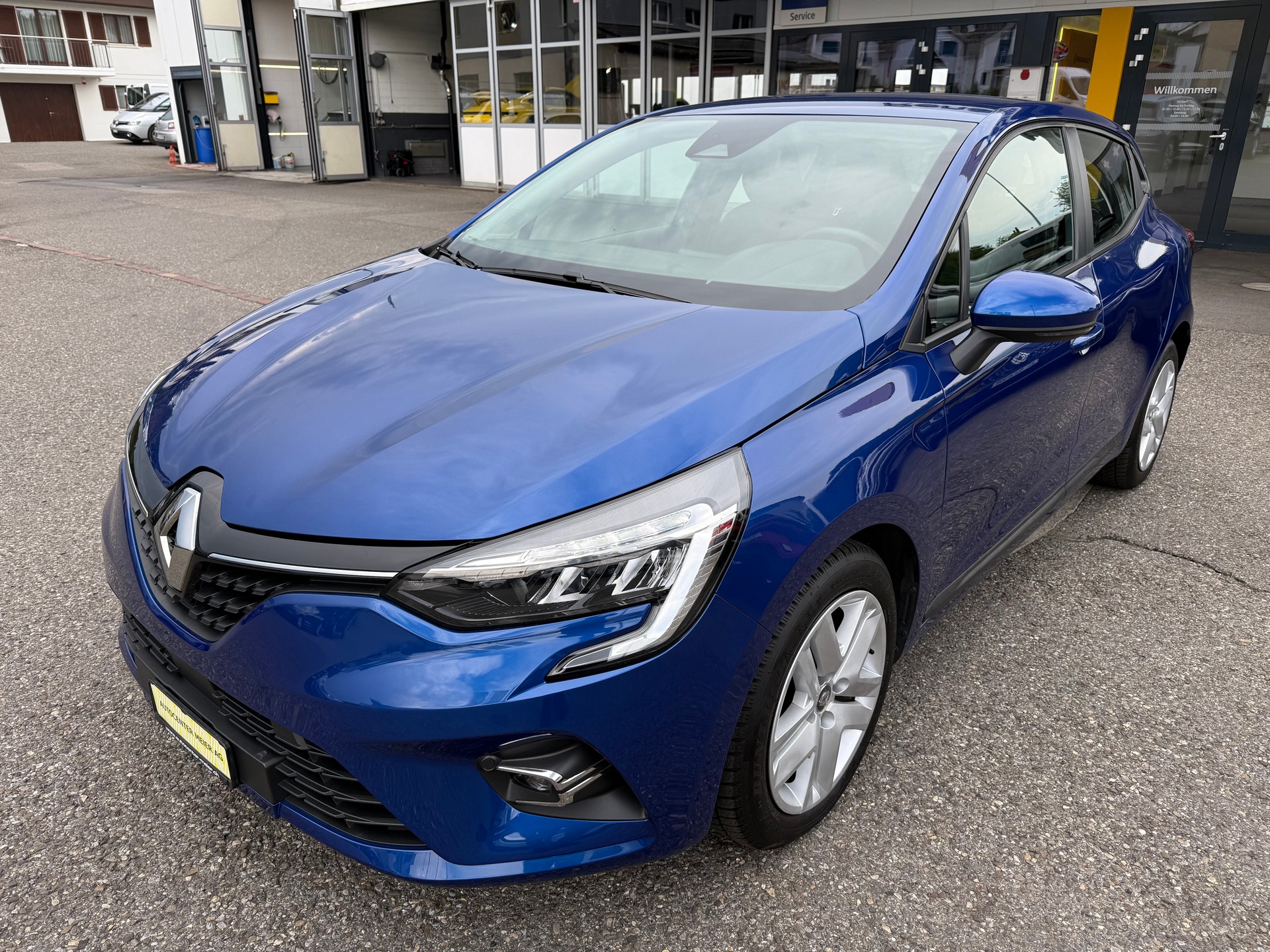 RENAULT Clio 1.0 Zen-image-1