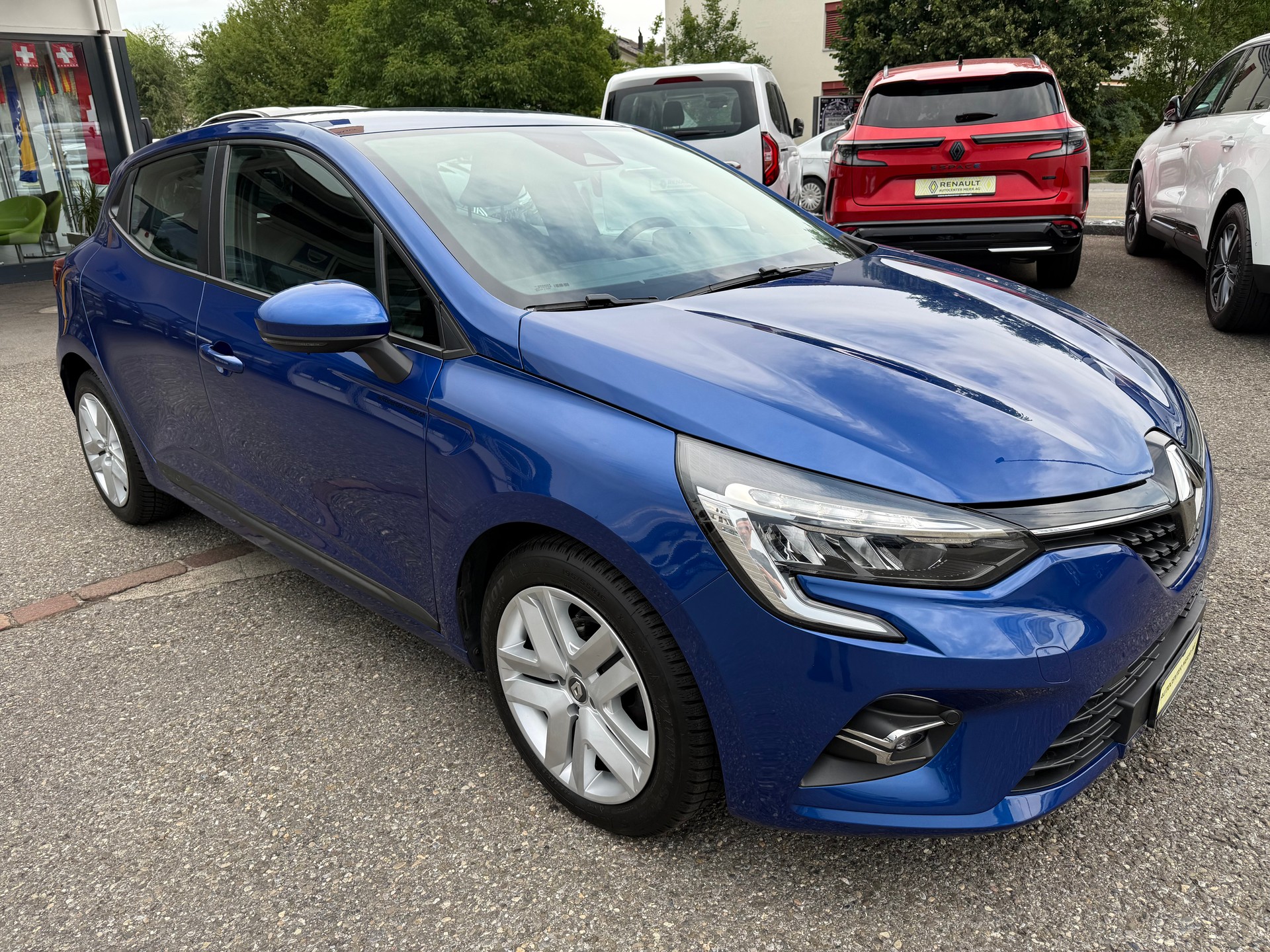 RENAULT Clio 1.0 Zen-image-7