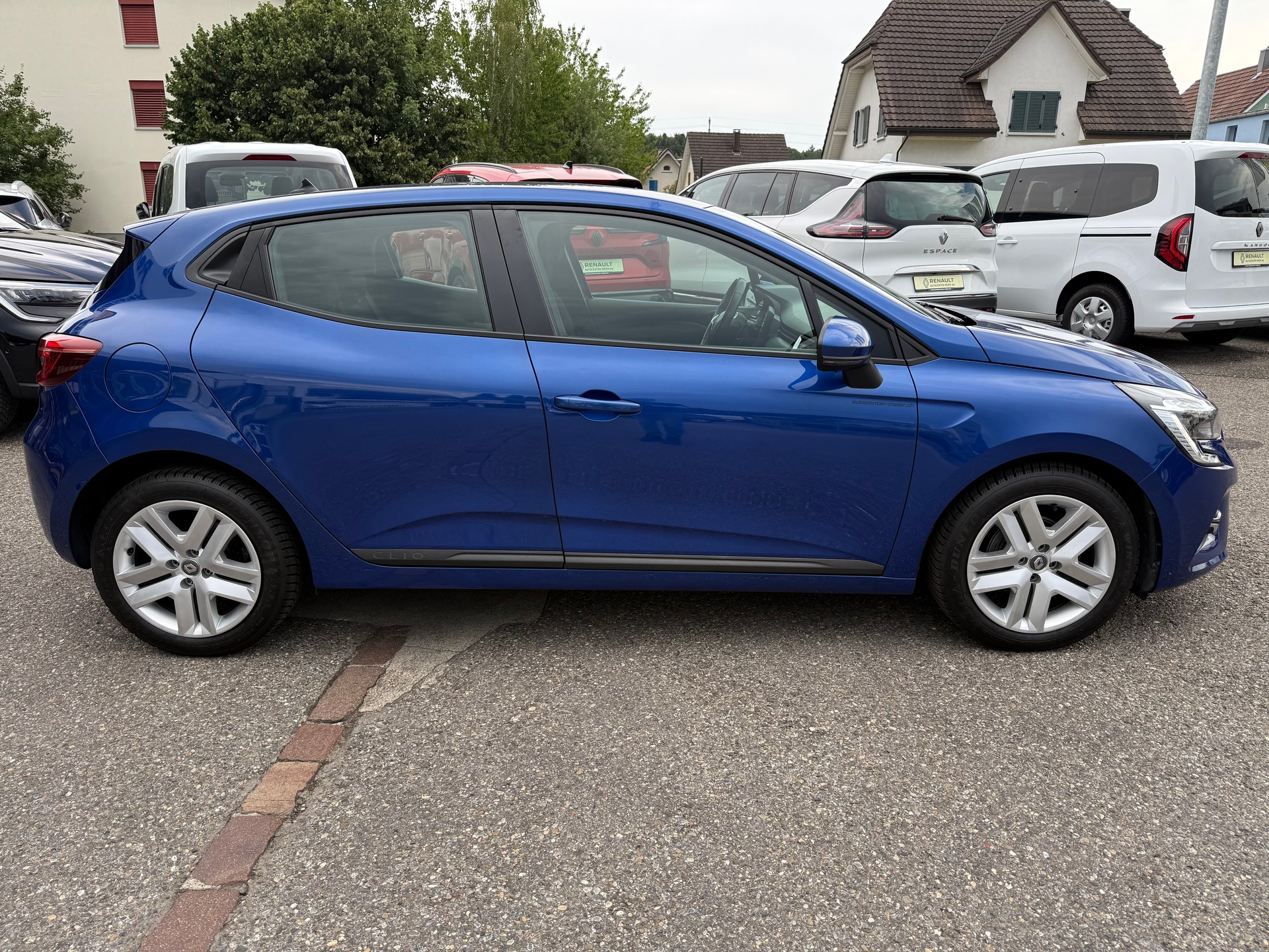 RENAULT Clio 1.0 Zen-image-6