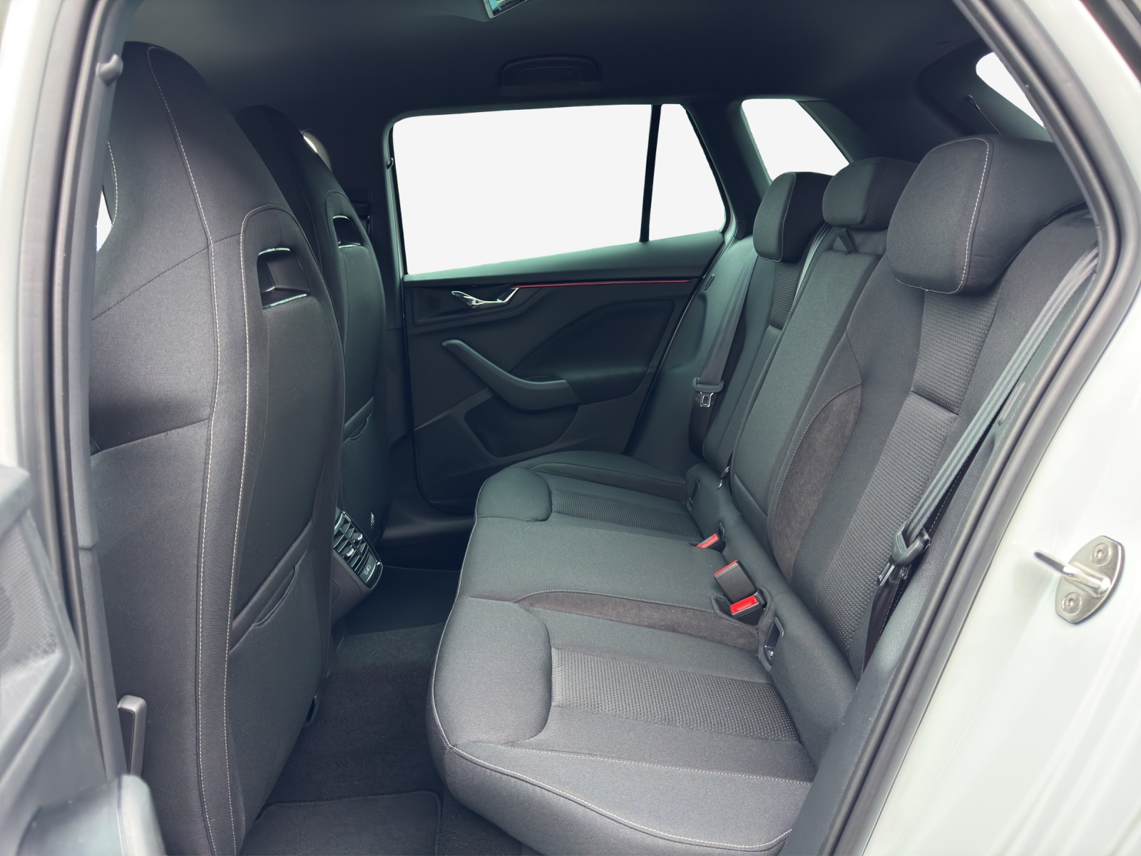 SKODA Kamiq 1.5 TSI Dynamic DSG-image-5
