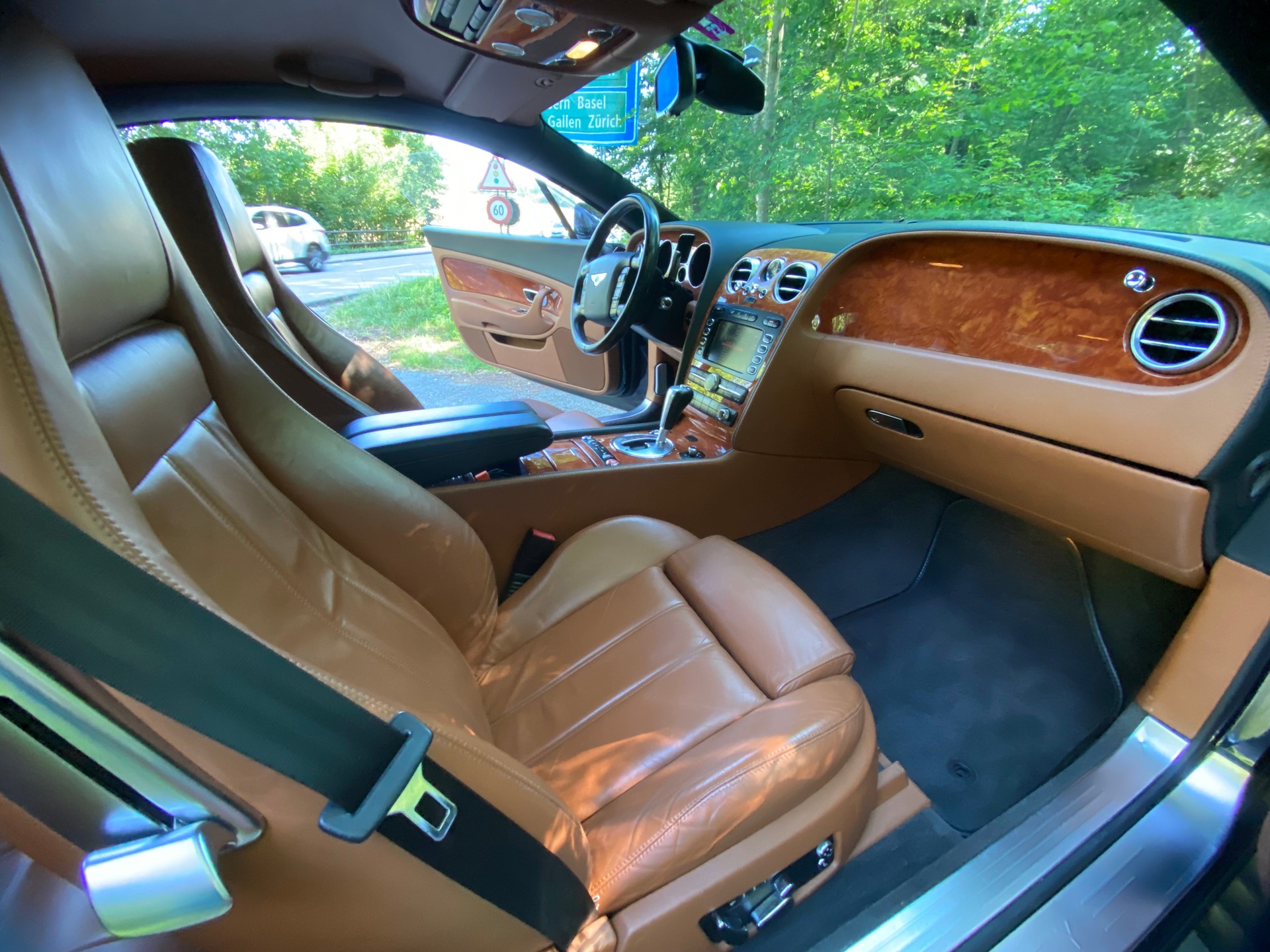BENTLEY Continental GT 6.0-image-14
