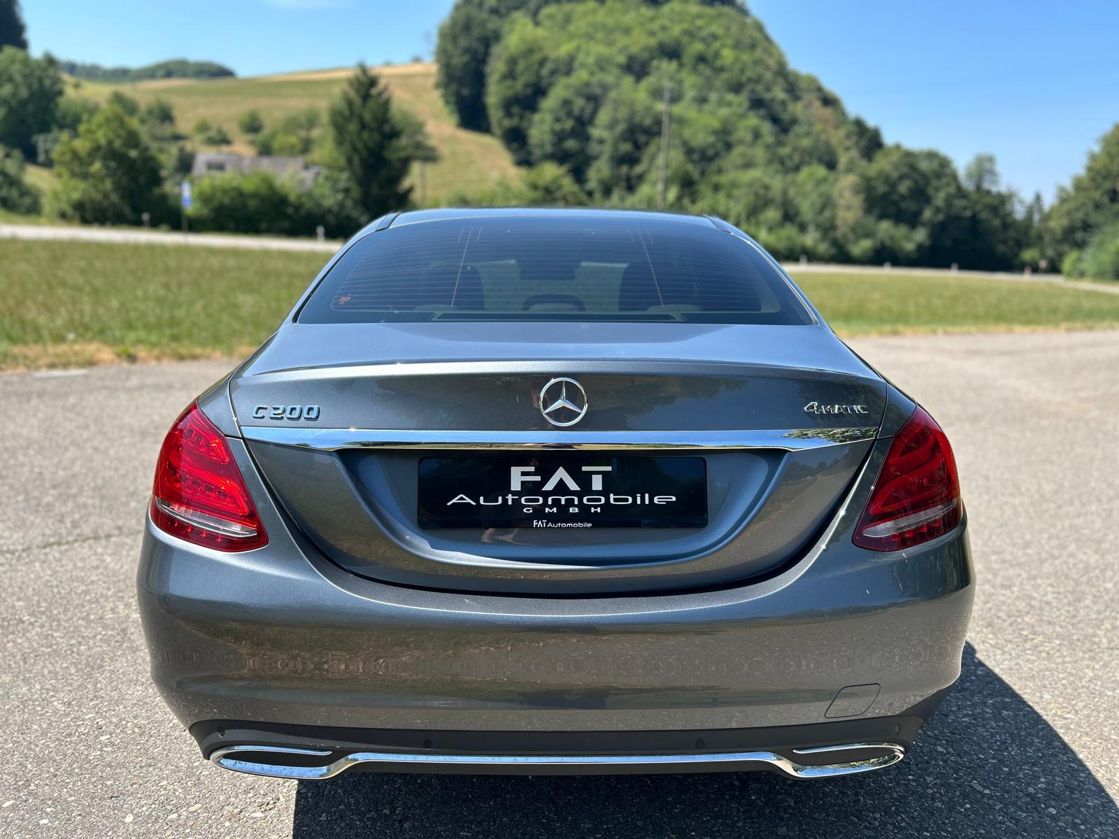 MERCEDES-BENZ C 200 Exclusive 4Matic 7G-Tronic-showroom-element-3