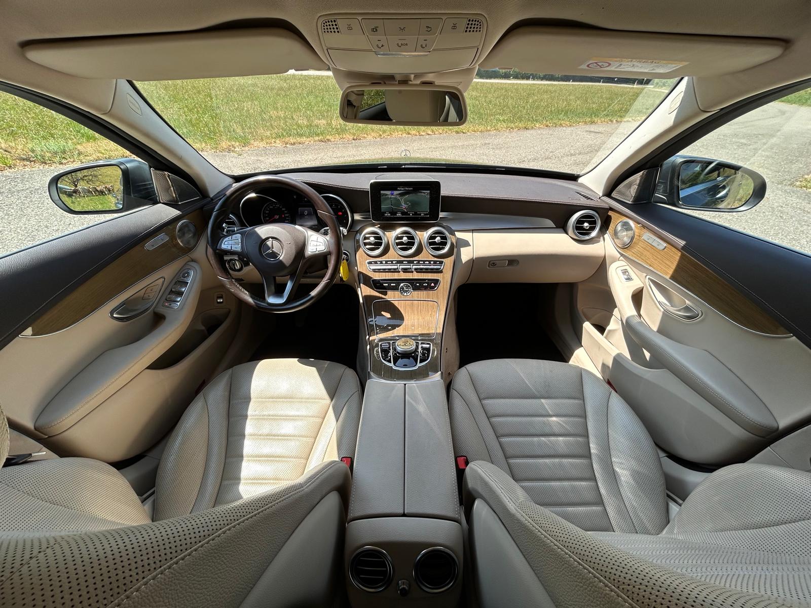 MERCEDES-BENZ C 200 Exclusive 4Matic 7G-Tronic-image-15