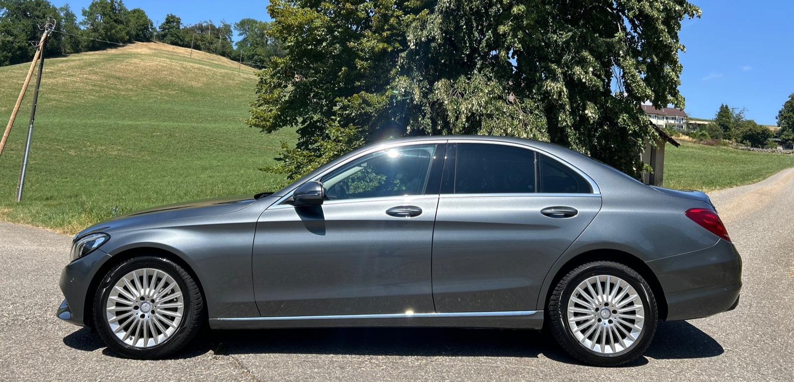 MERCEDES-BENZ C 200 Exclusive 4Matic 7G-Tronic-showroom-element-1