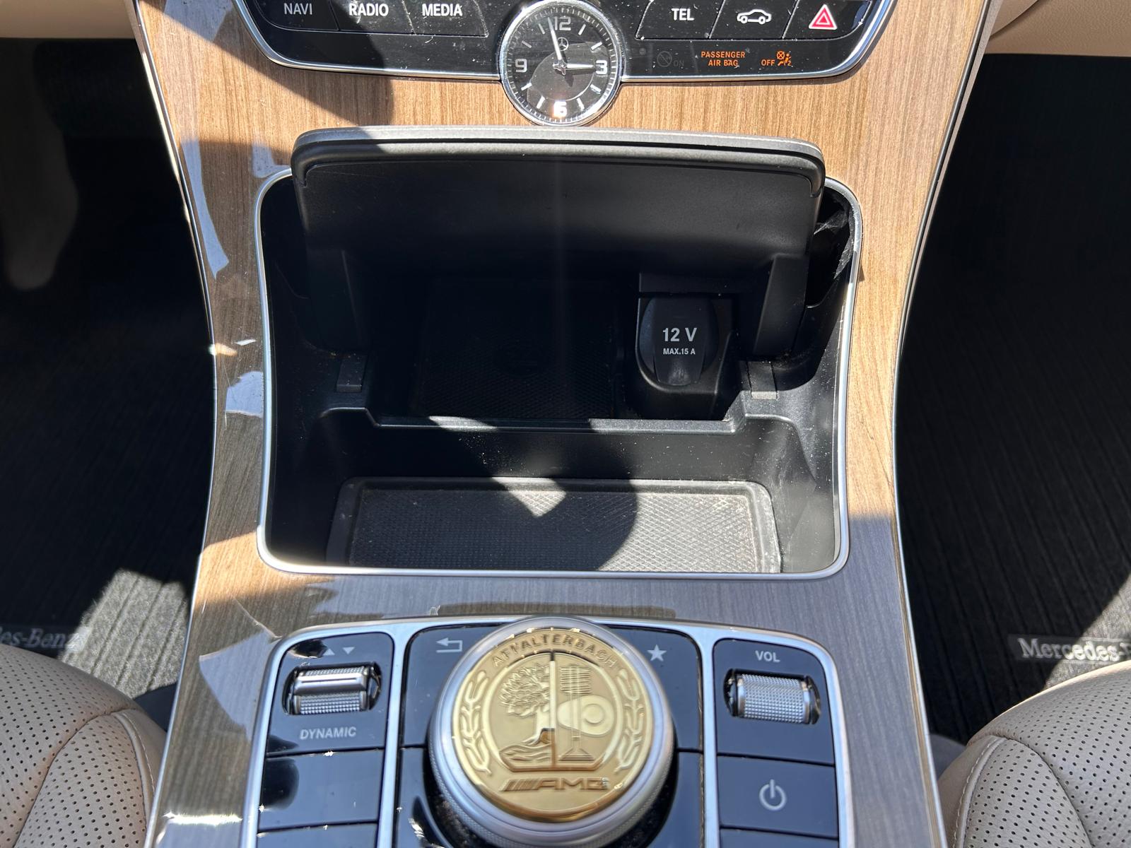 MERCEDES-BENZ C 200 Exclusive 4Matic 7G-Tronic-image-24