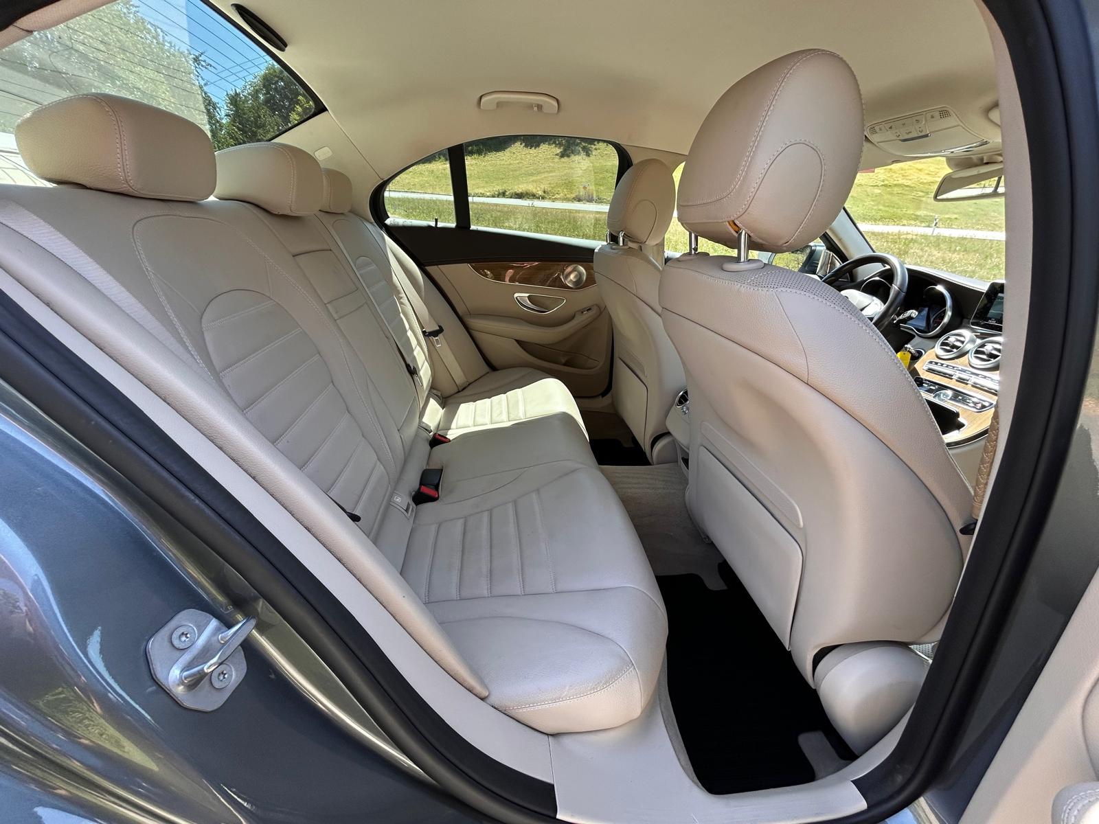 MERCEDES-BENZ C 200 Exclusive 4Matic 7G-Tronic-image-9