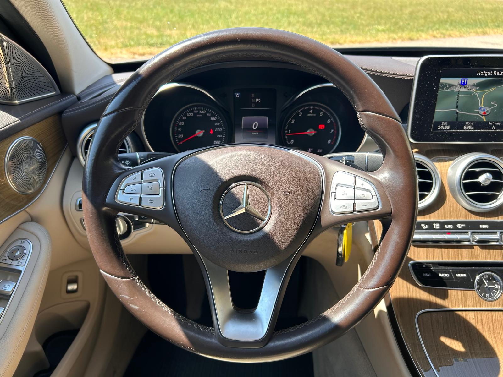 MERCEDES-BENZ C 200 Exclusive 4Matic 7G-Tronic-image-17